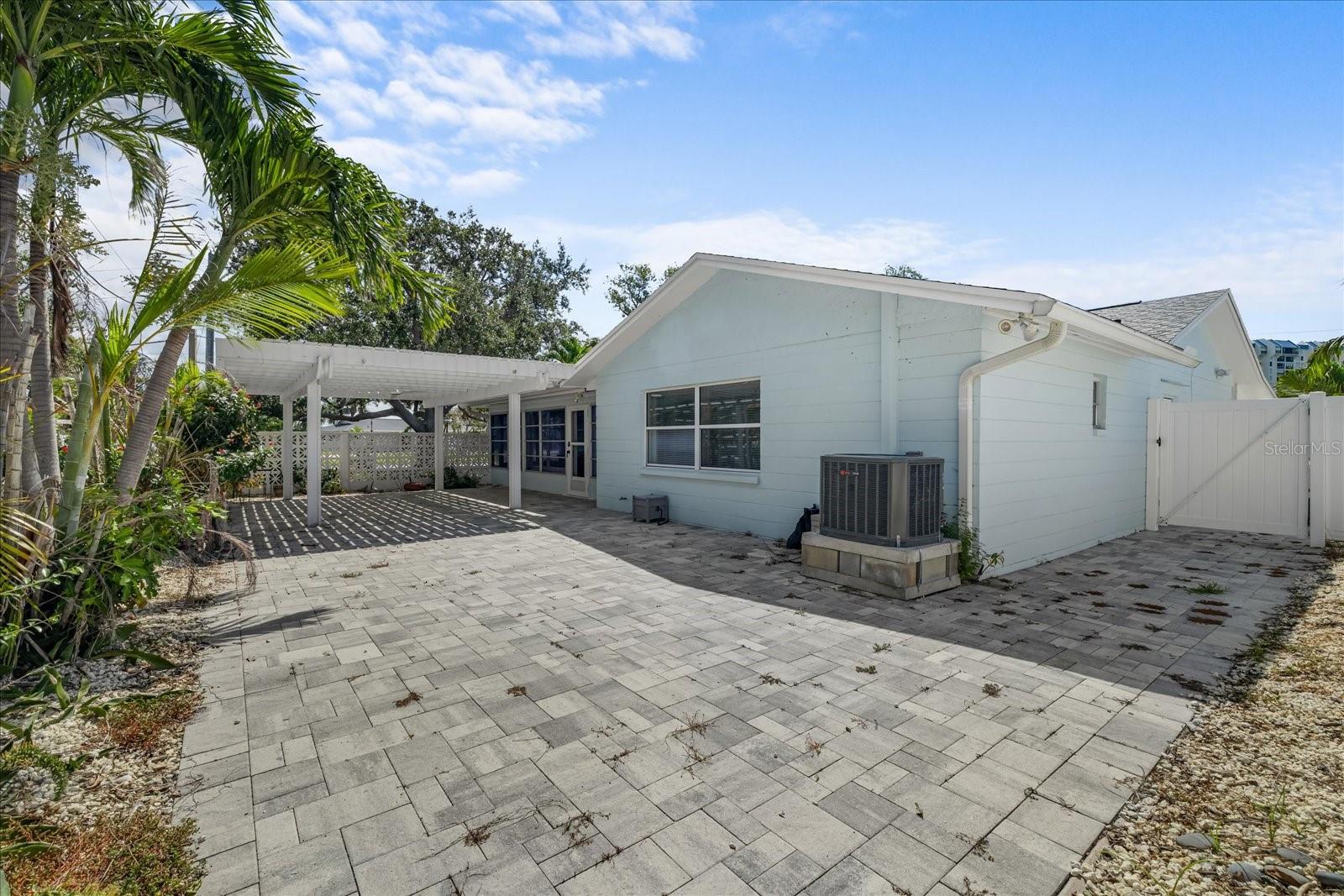 PARADISE ISLAND 4TH ADD - Residential