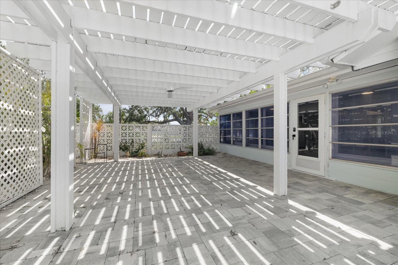 PARADISE ISLAND 4TH ADD - Residential