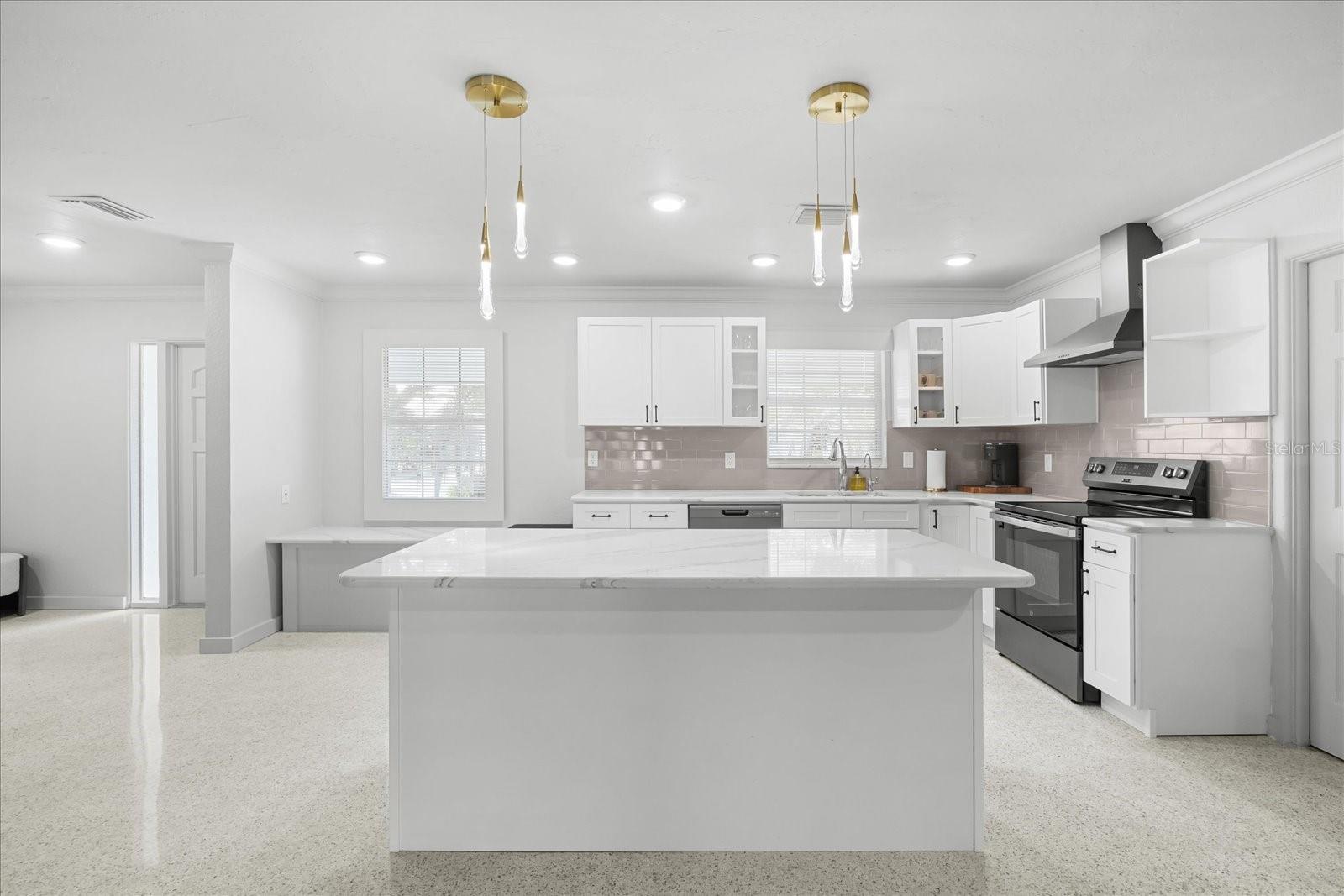 PARADISE ISLAND 4TH ADD - Residential
