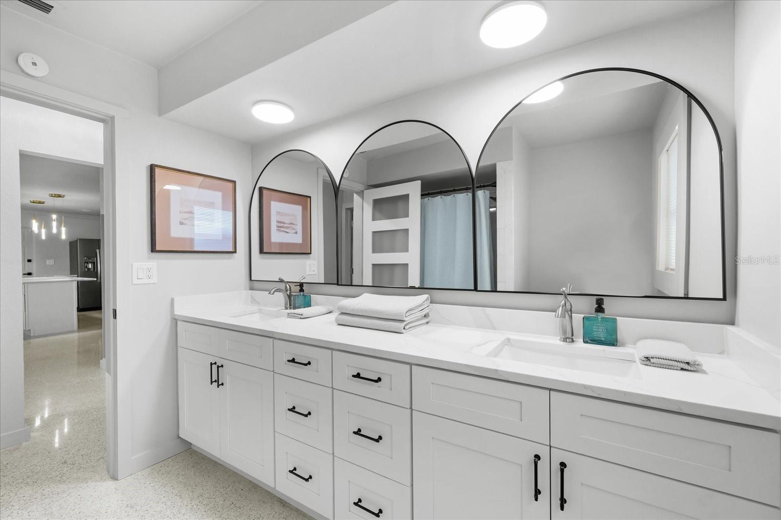 PARADISE ISLAND 4TH ADD - Residential
