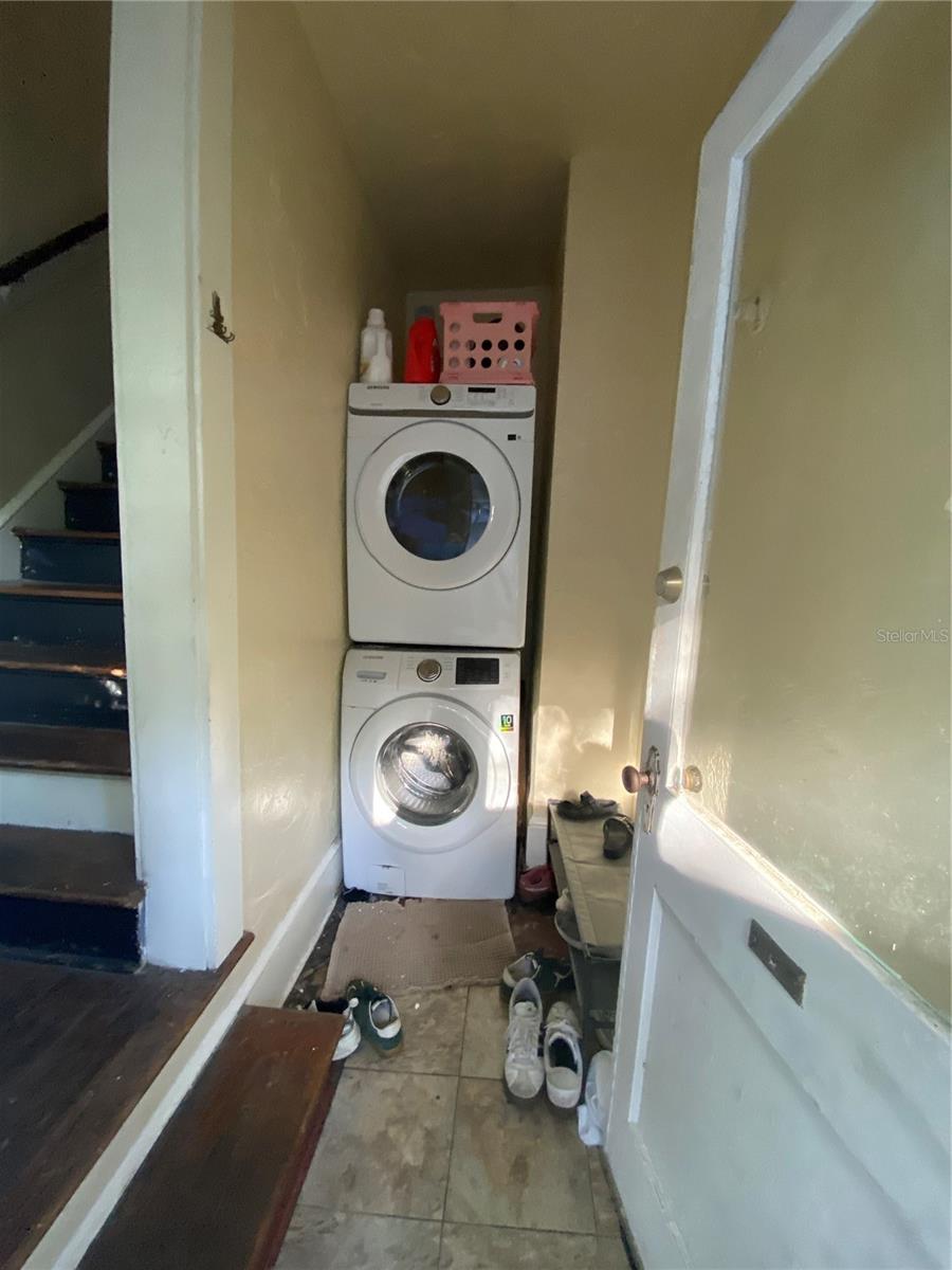 BROWNS ADD -HICKSON REP - Residential Income