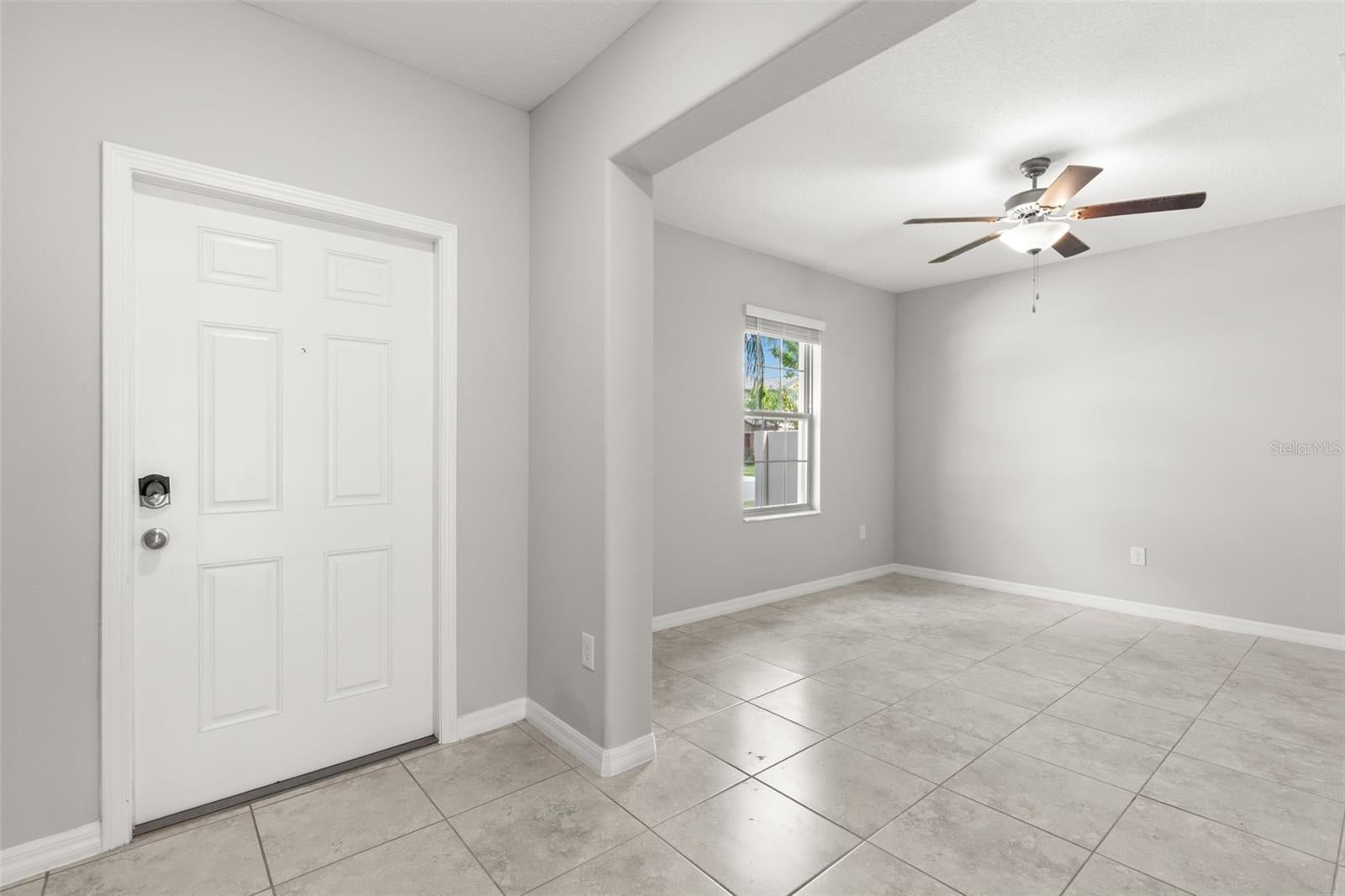 5061 WHITE CHICORY DRIVE, APOLLO BEACH, FL, 33572 3 5061 WHITE CHICORY DRIVE