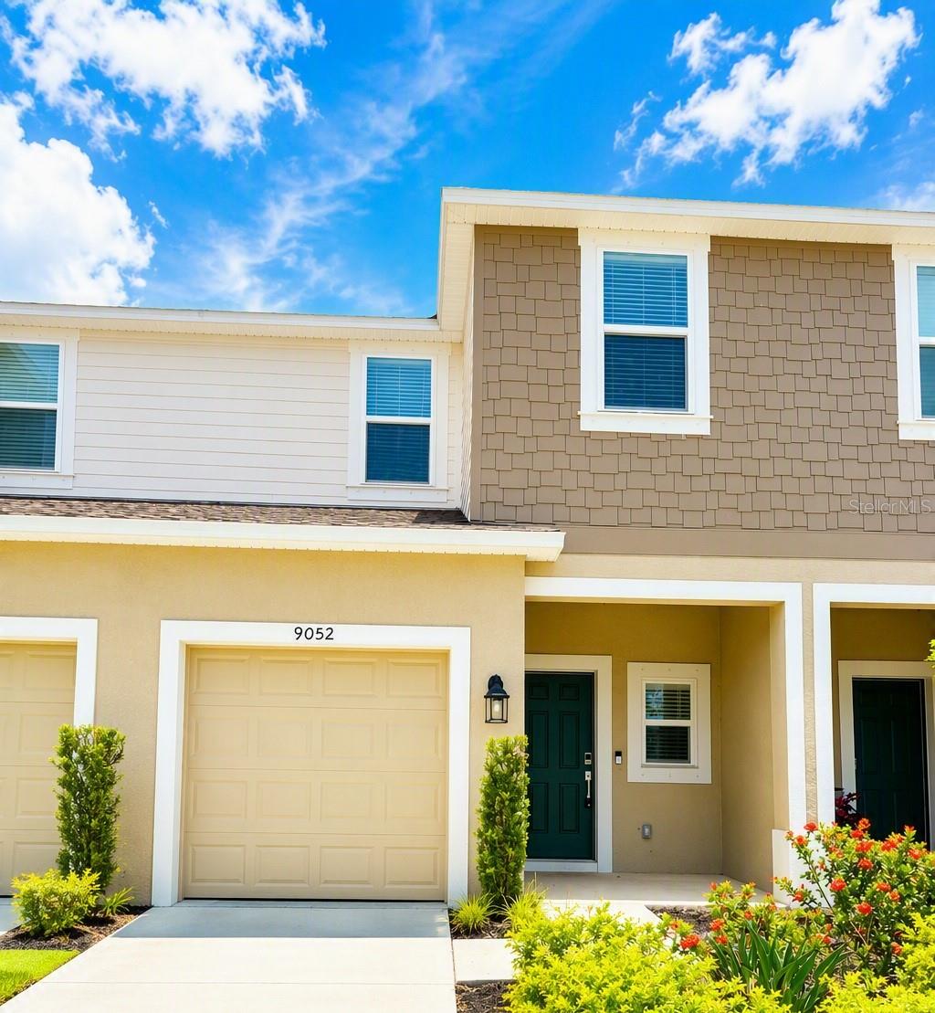 9052 DRIVEN SNOW STREET