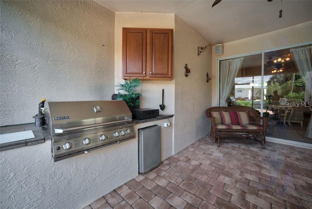 WATER OAK UNIT ONE - Residential Lease