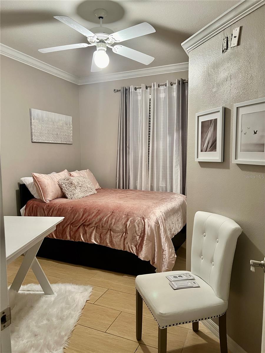 WATER OAK UNIT ONE - Residential Lease