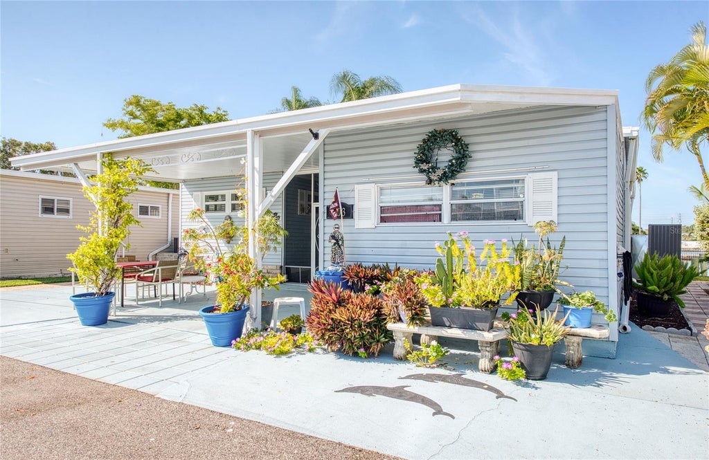 Photo of 18675 Us Highway 19 N #303, Clearwater, FL 33764 (MLS # TB8558301)