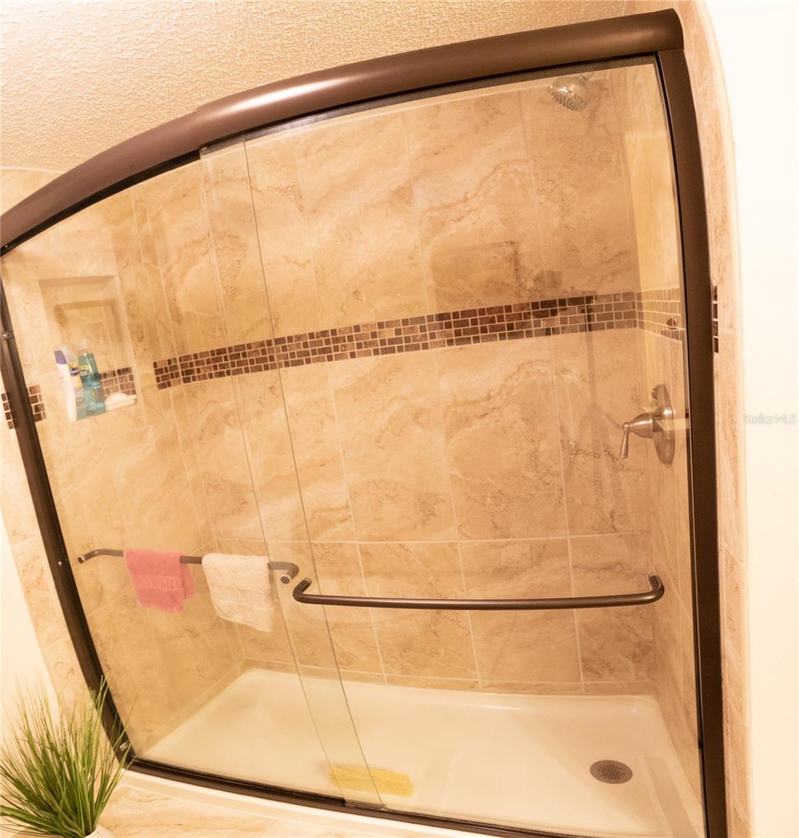 TOWN SHORES - Residential