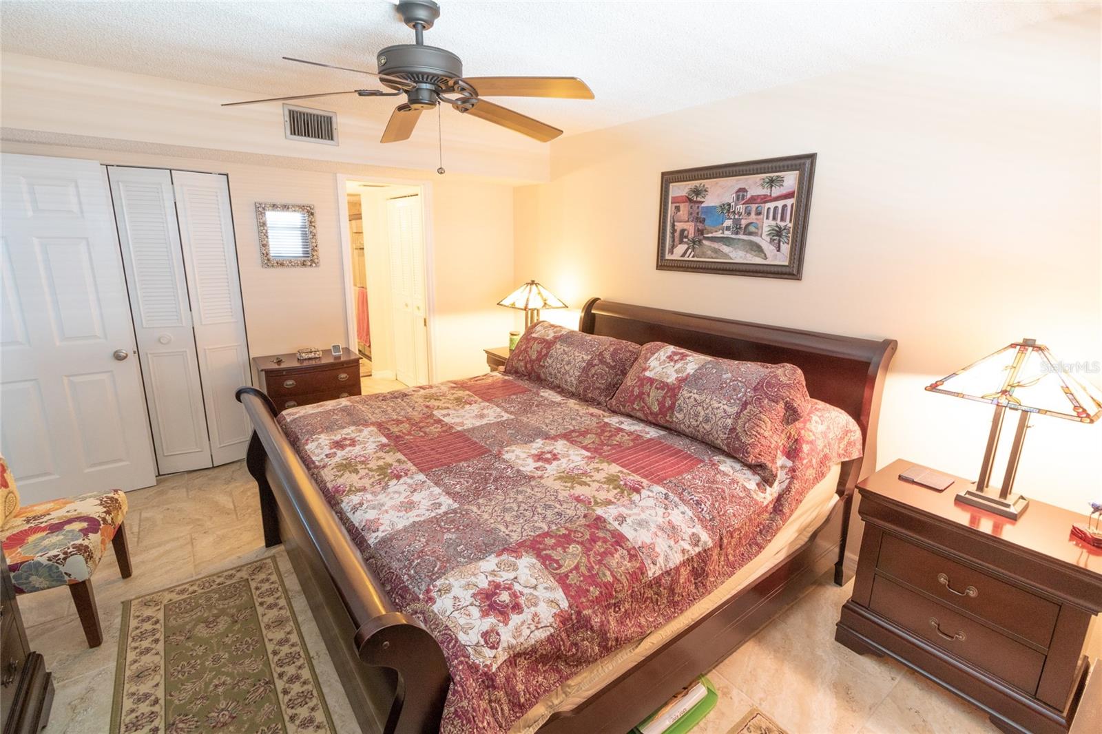 TOWN SHORES - Residential