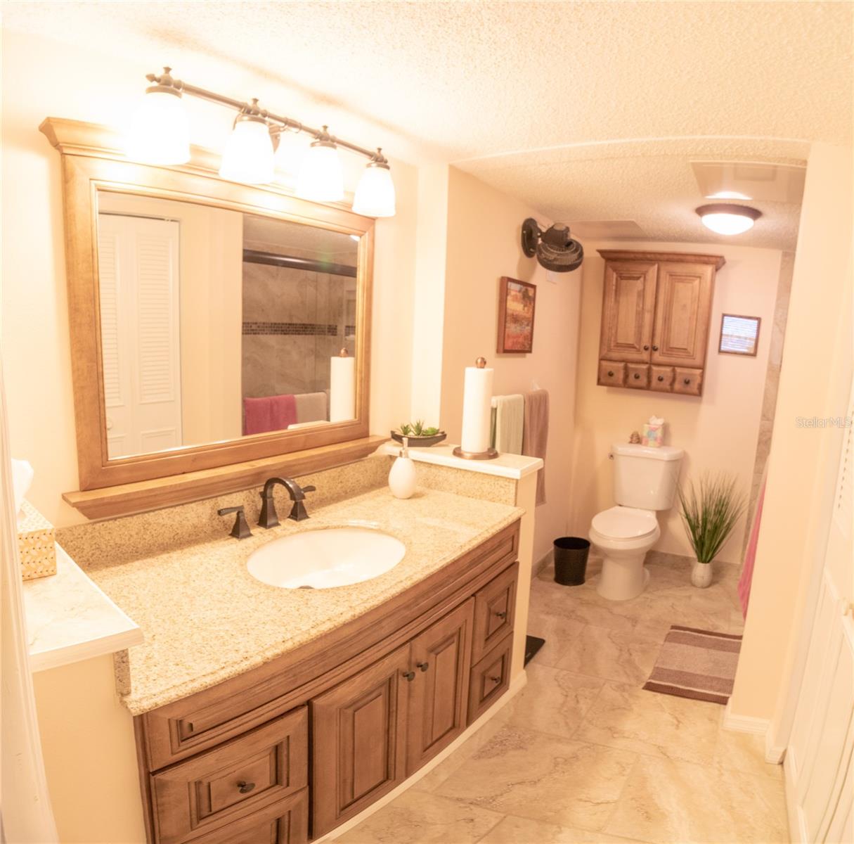 TOWN SHORES - Residential