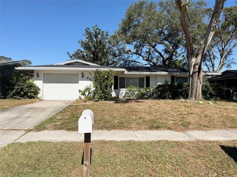 A home in LARGO