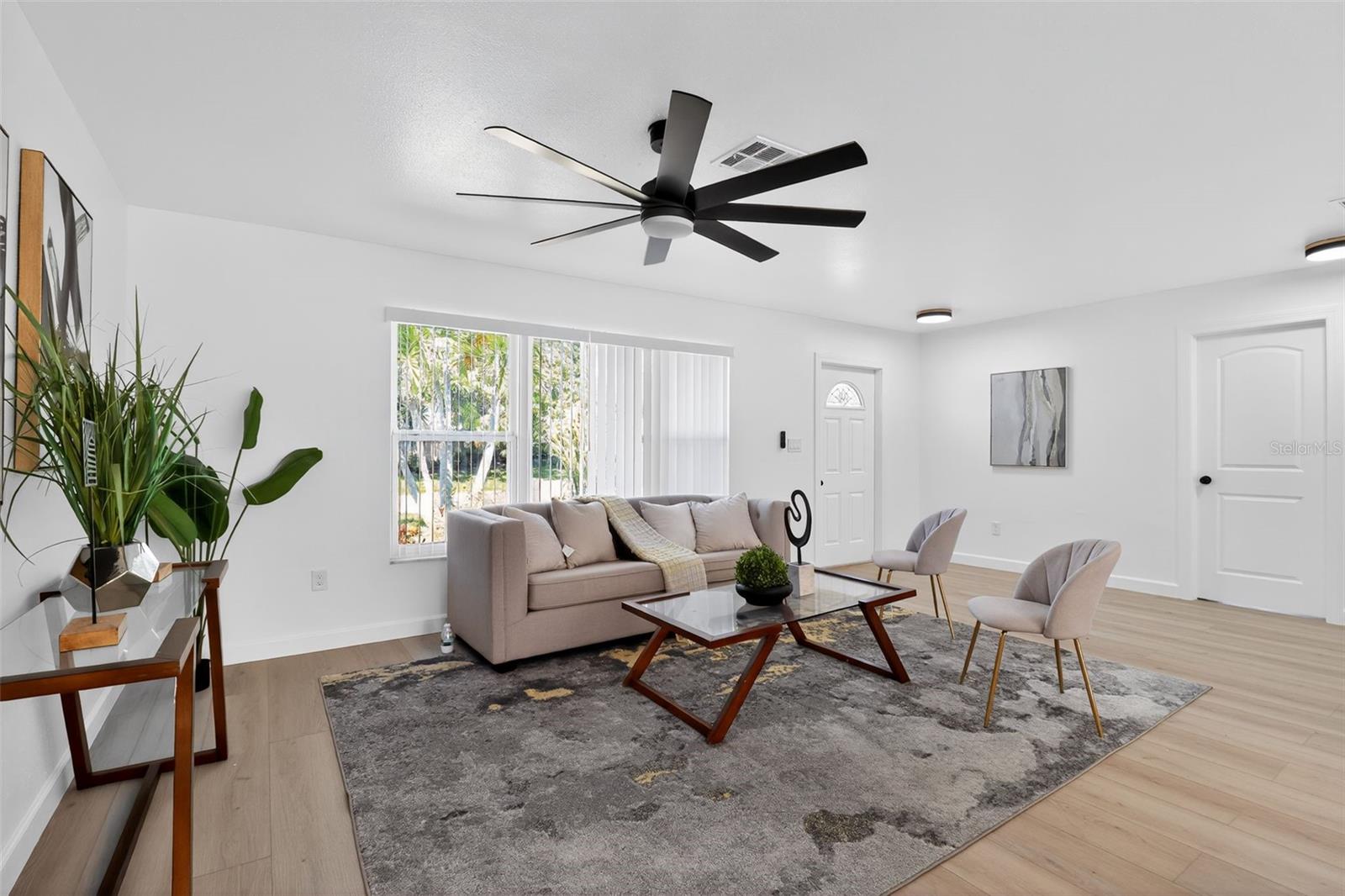 RIO VILLA - Residential Lease