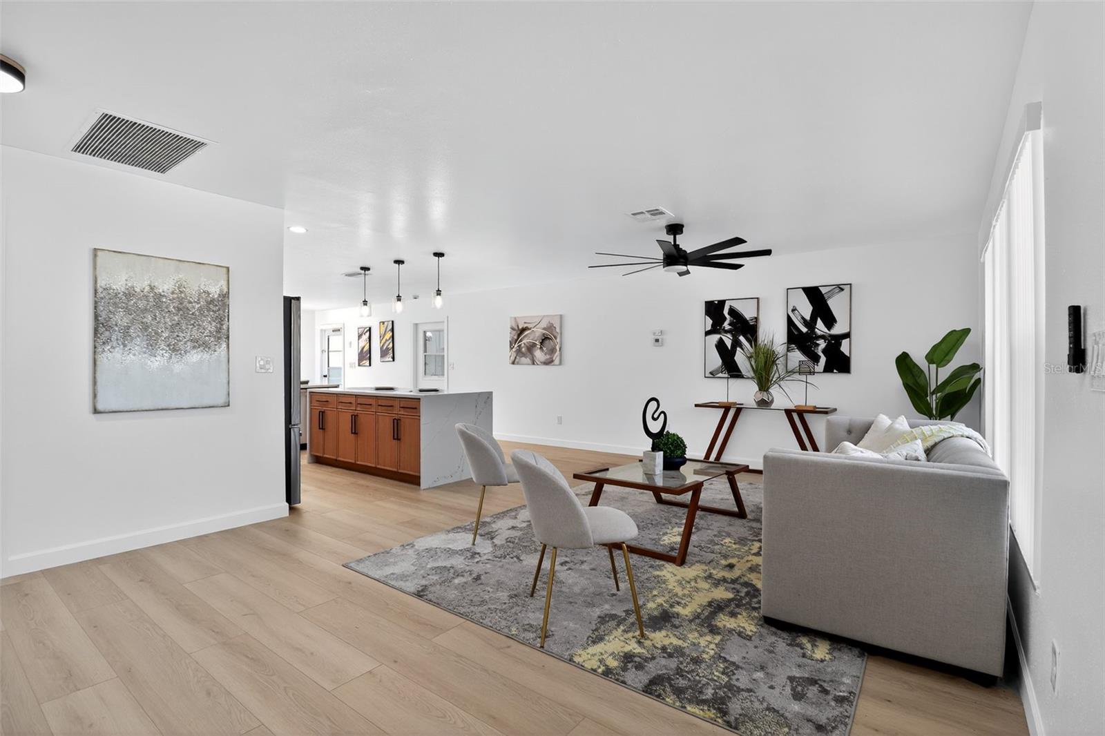 RIO VILLA - Residential Lease