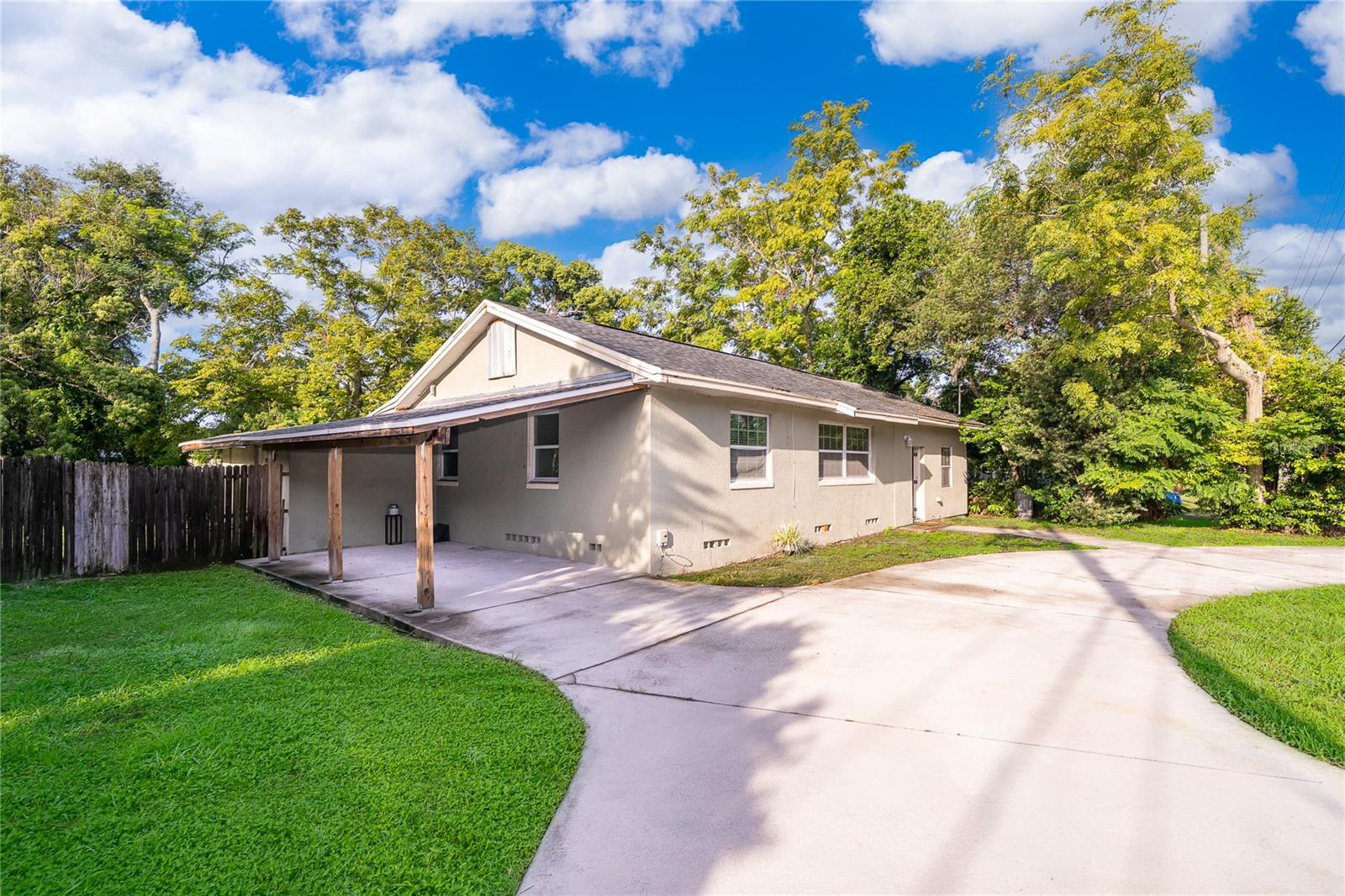 324 SEMINOLA BOULEVARD