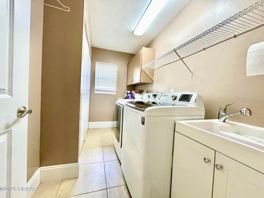 TOMOKA OAKS COUNTRY CLUB ESTATES UNITS - Residential