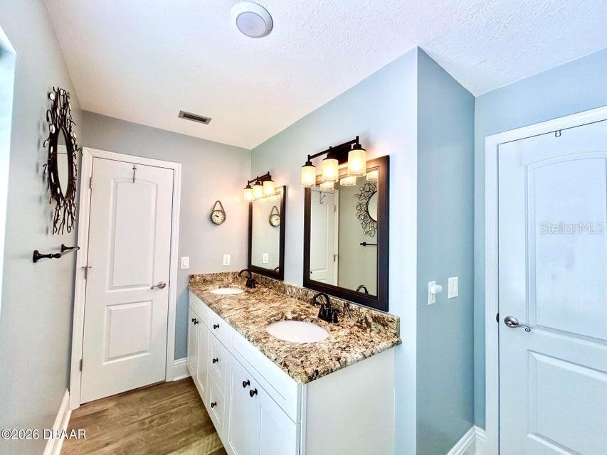 TOMOKA OAKS COUNTRY CLUB ESTATES UNITS - Residential