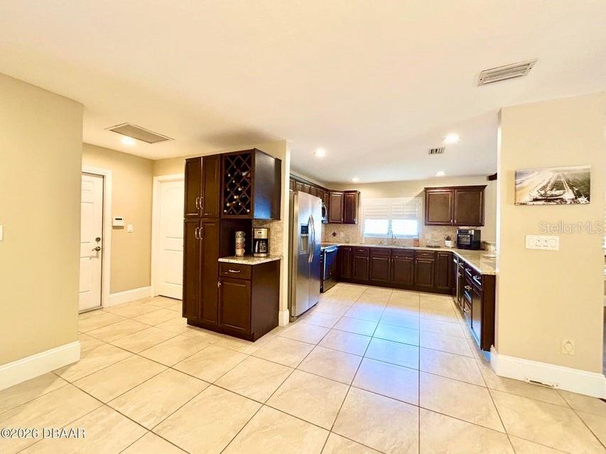 TOMOKA OAKS COUNTRY CLUB ESTATES UNITS - Residential