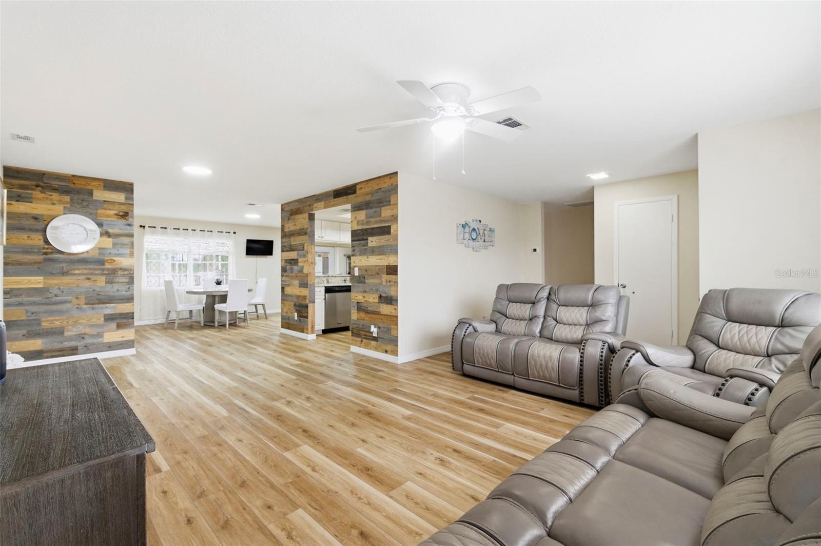 TAHITIAN DEV - Residential