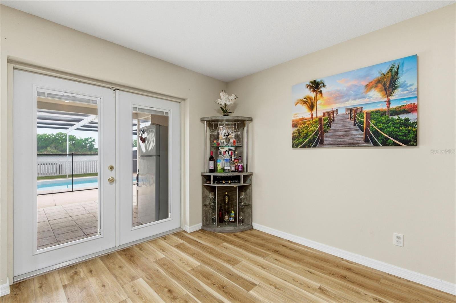 TAHITIAN DEV - Residential