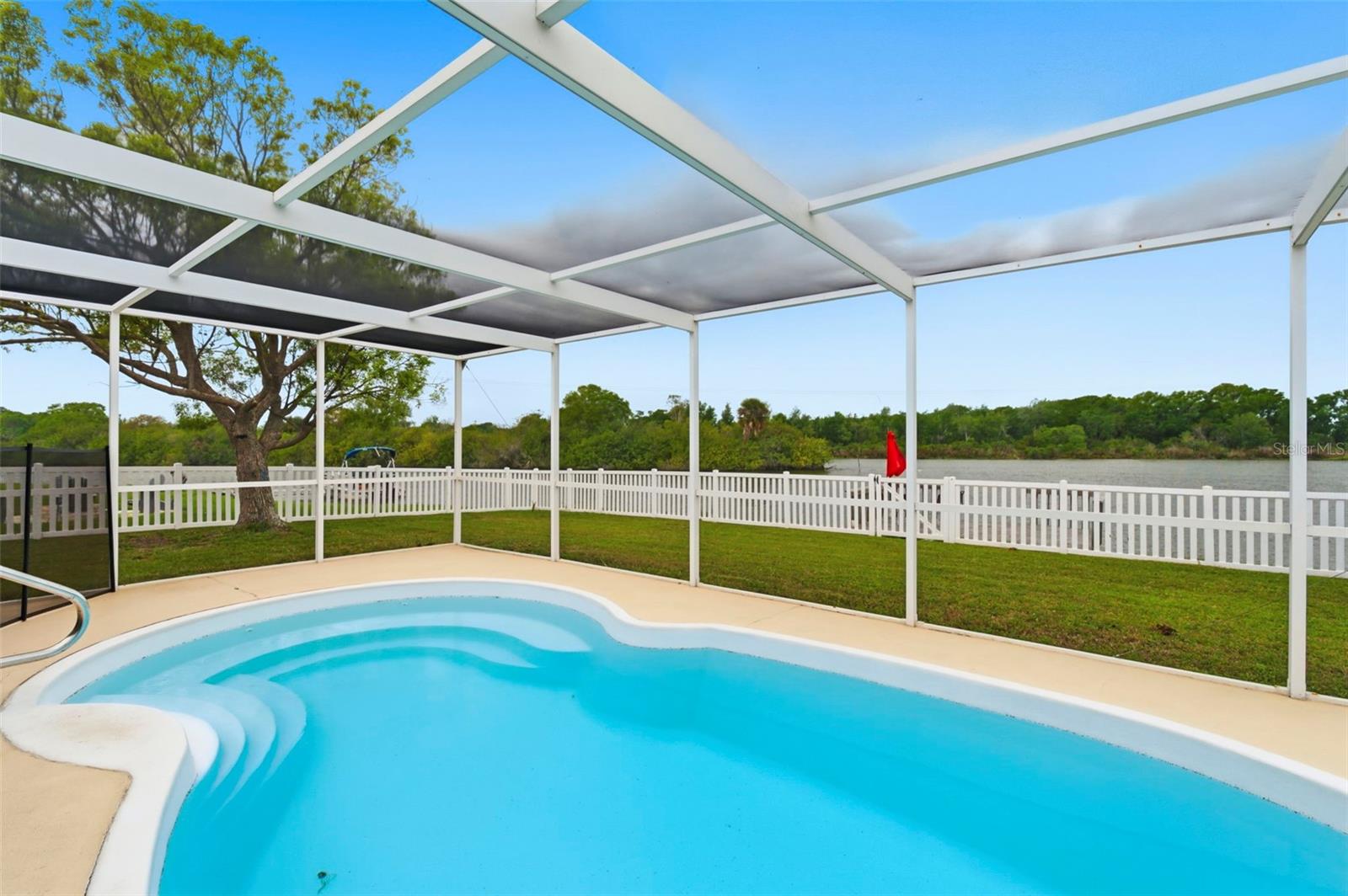 TAHITIAN DEV - Residential