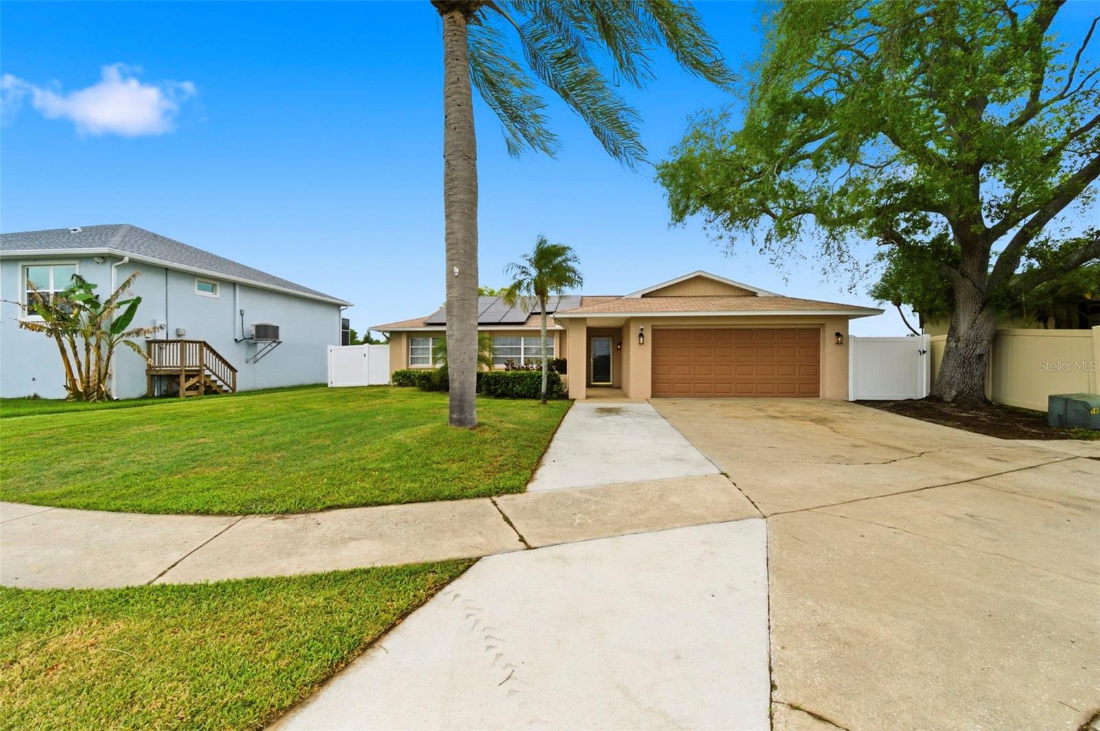 TAHITIAN DEV - Residential