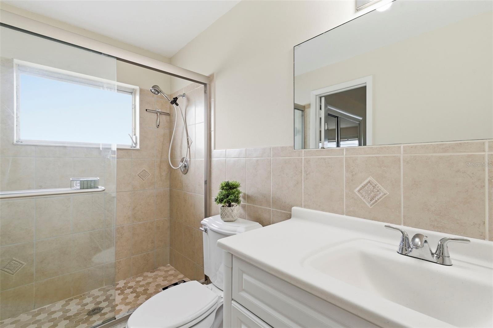 TAHITIAN DEV - Residential