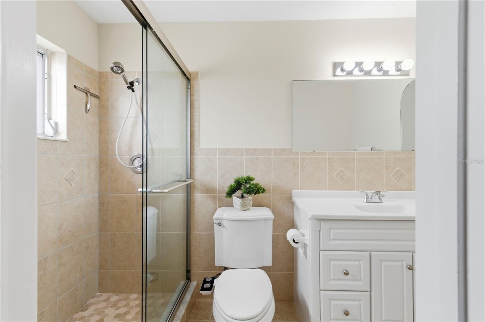 TAHITIAN DEV - Residential