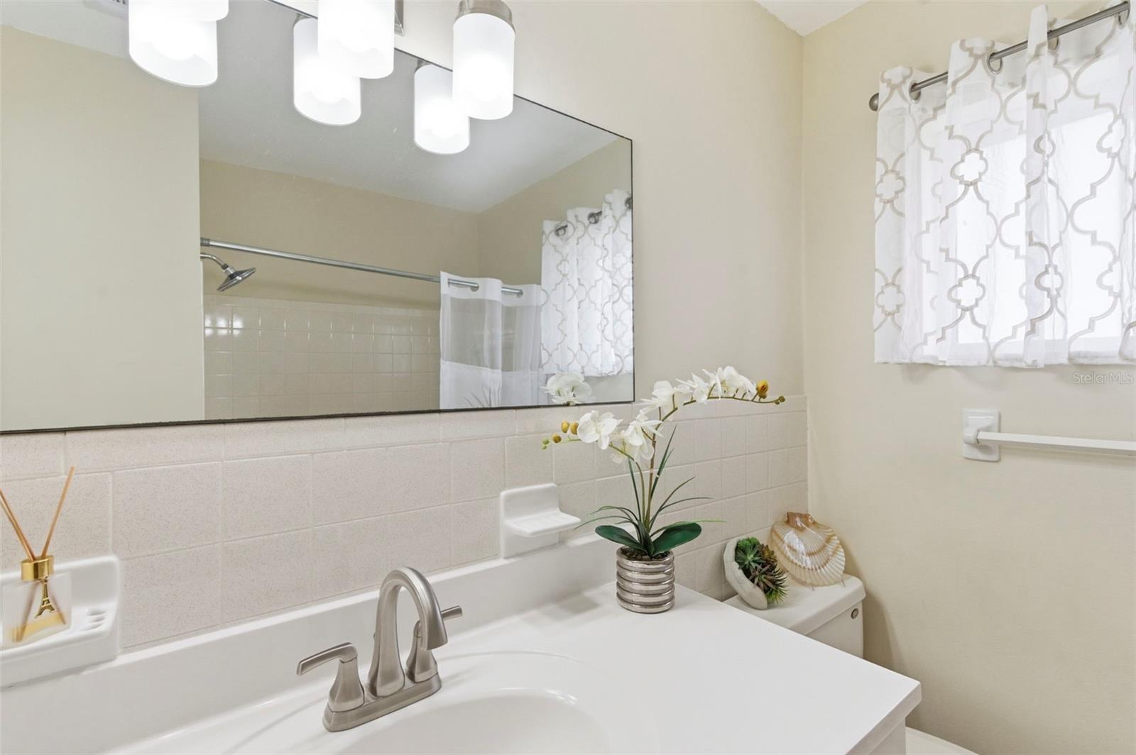 TAHITIAN DEV - Residential