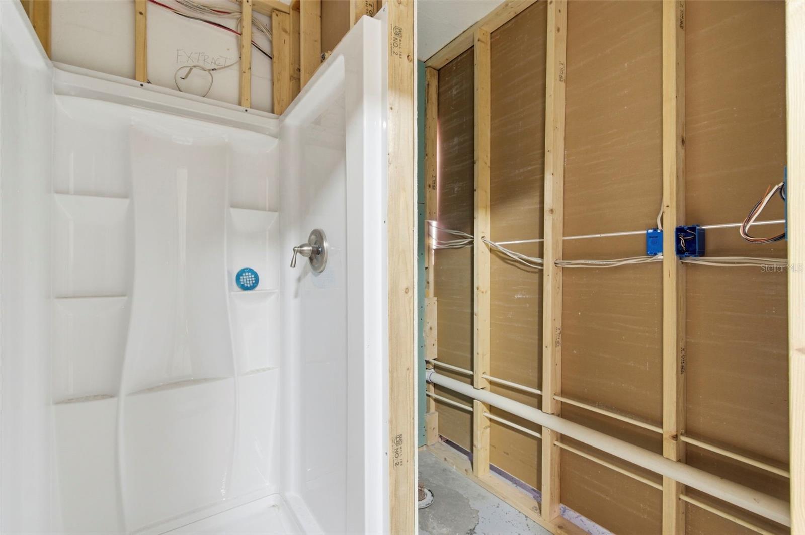 TAHITIAN DEV - Residential