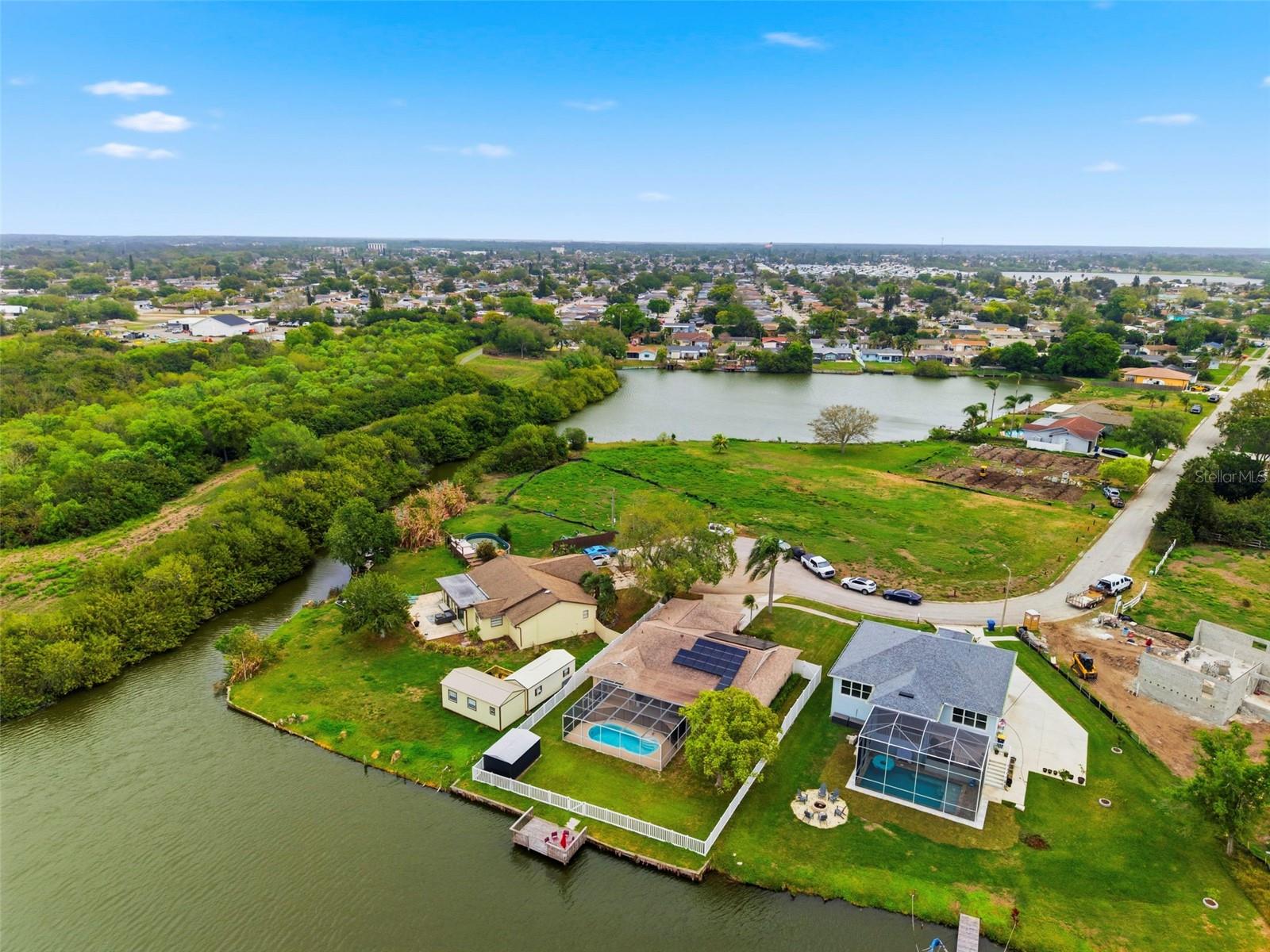 TAHITIAN DEV - Residential