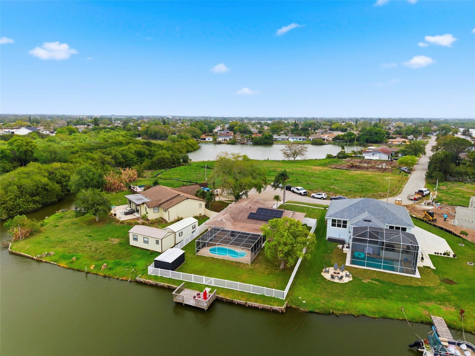 TAHITIAN DEV - Residential