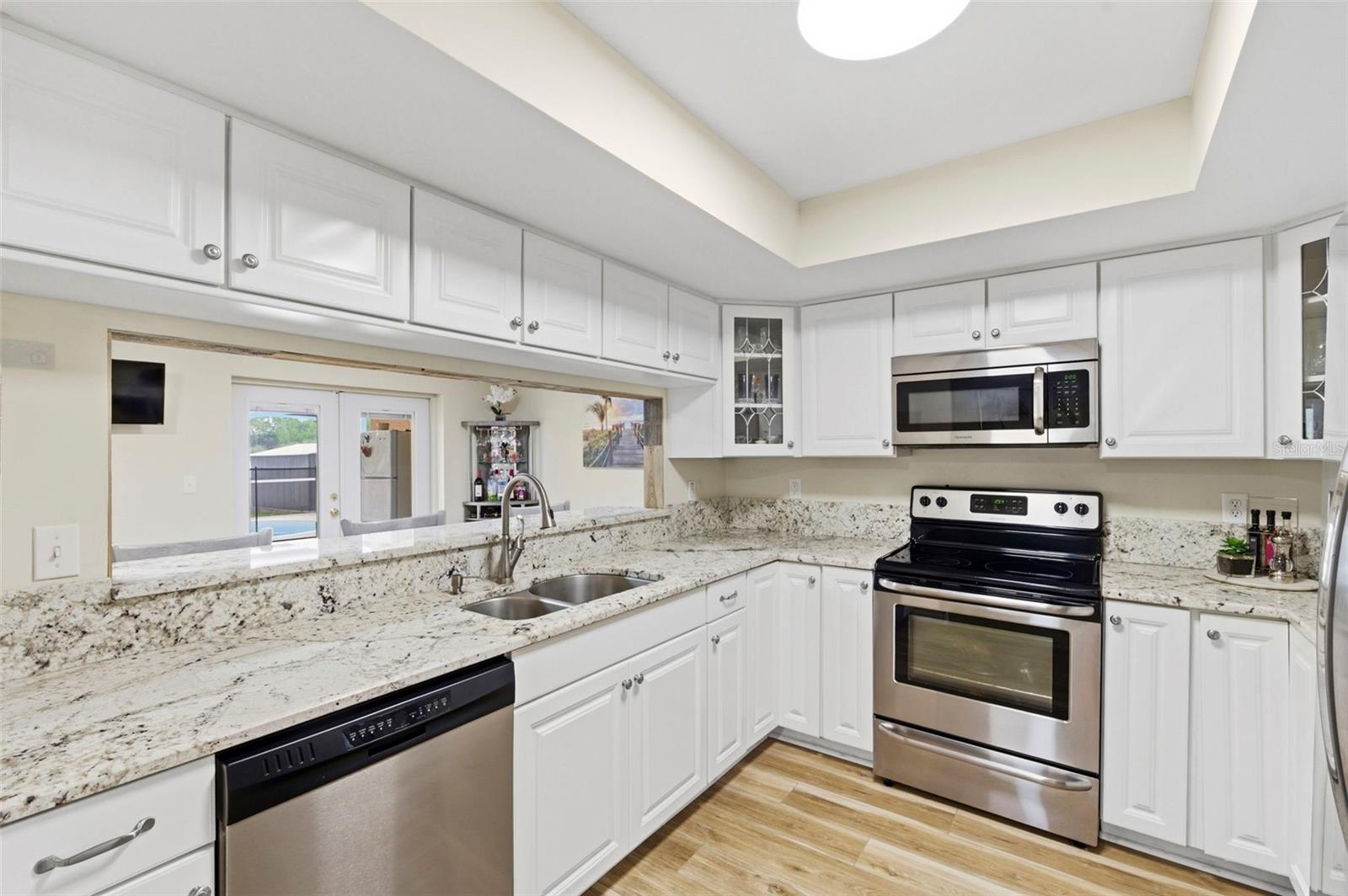 TAHITIAN DEV - Residential