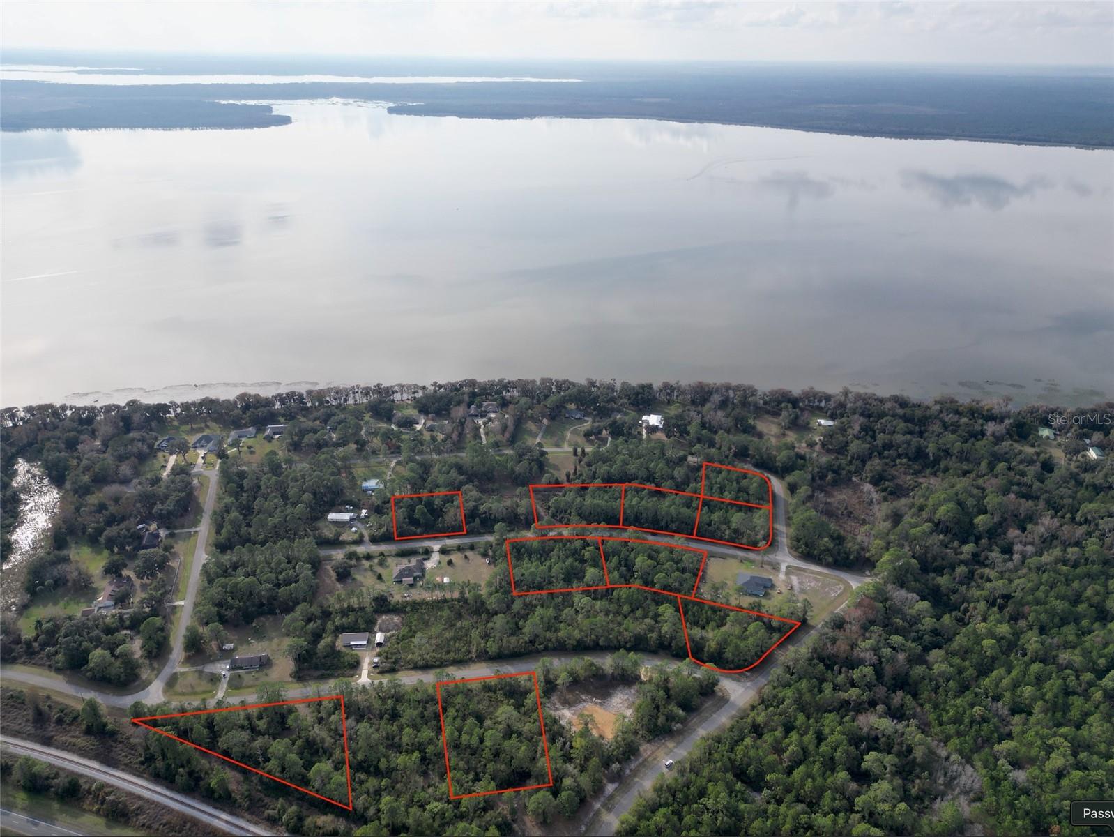 LAKE LOCHLOOSA SHORES - Land