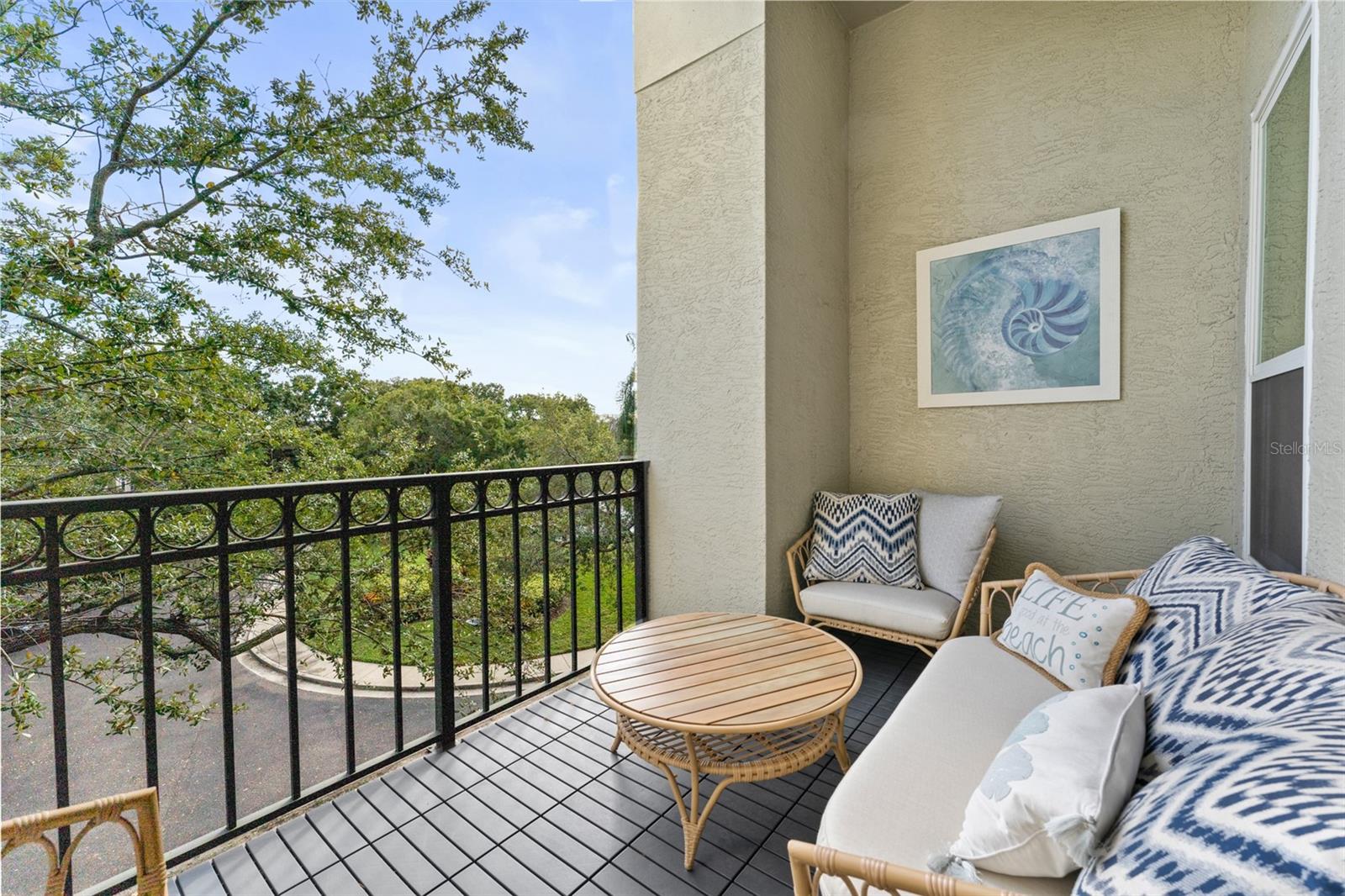 ISLAND PLACE A CONDO - Residential