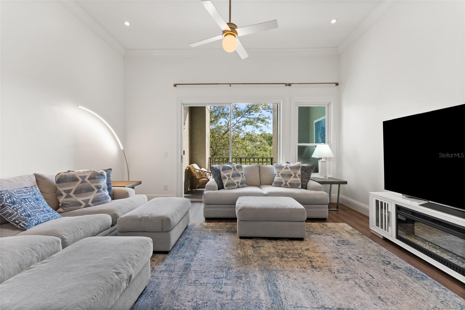 ISLAND PLACE A CONDO - Residential