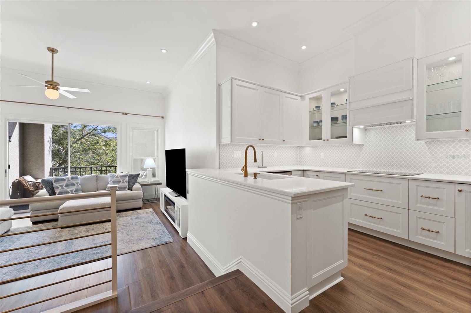 ISLAND PLACE A CONDO - Residential