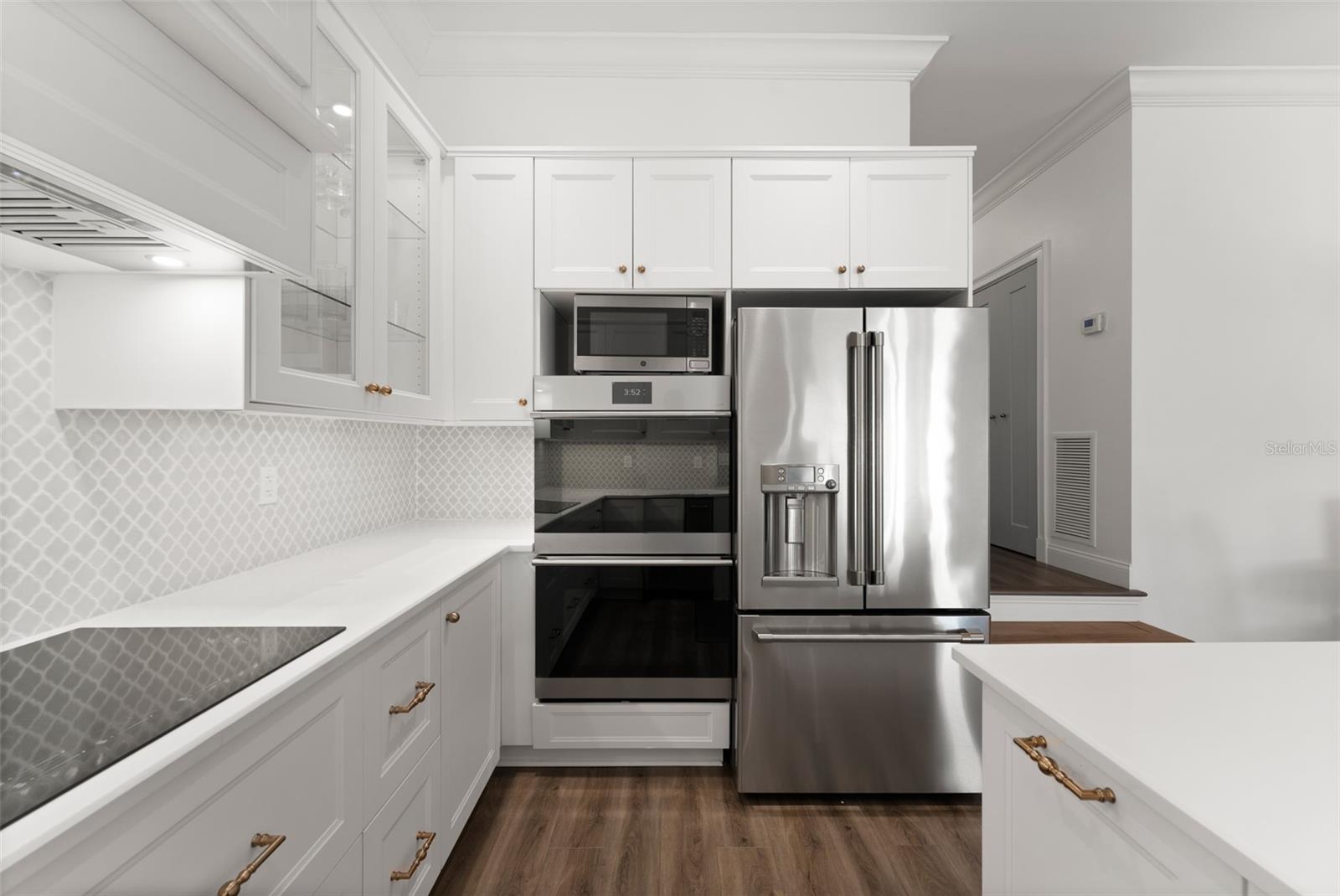 ISLAND PLACE A CONDO - Residential