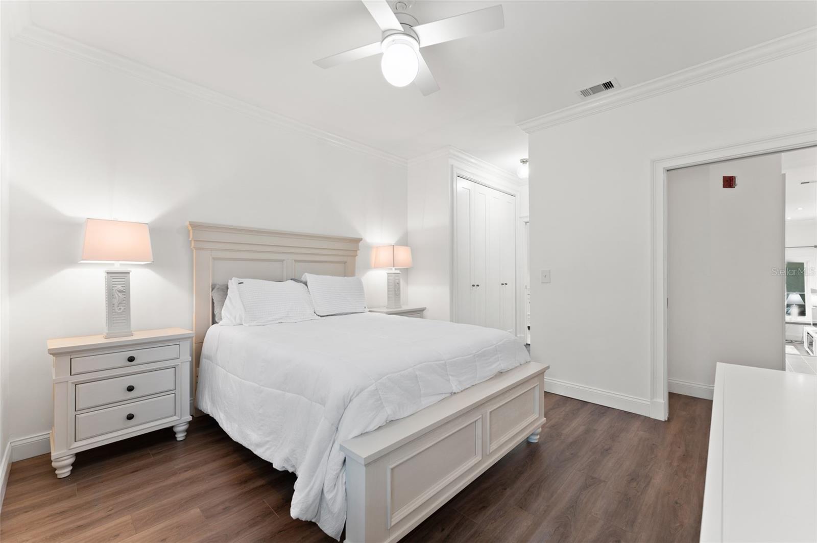 ISLAND PLACE A CONDO - Residential