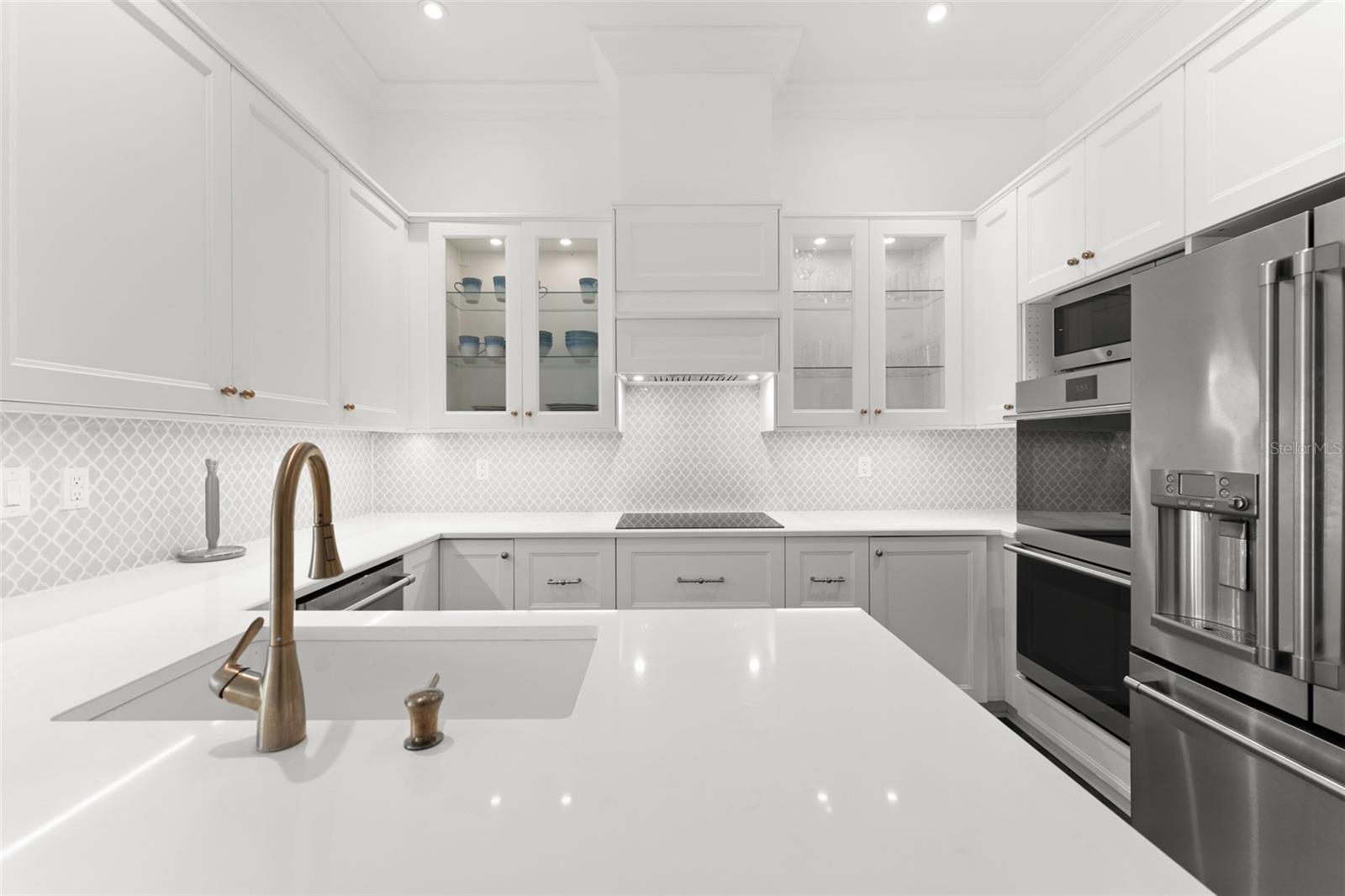 ISLAND PLACE A CONDO - Residential