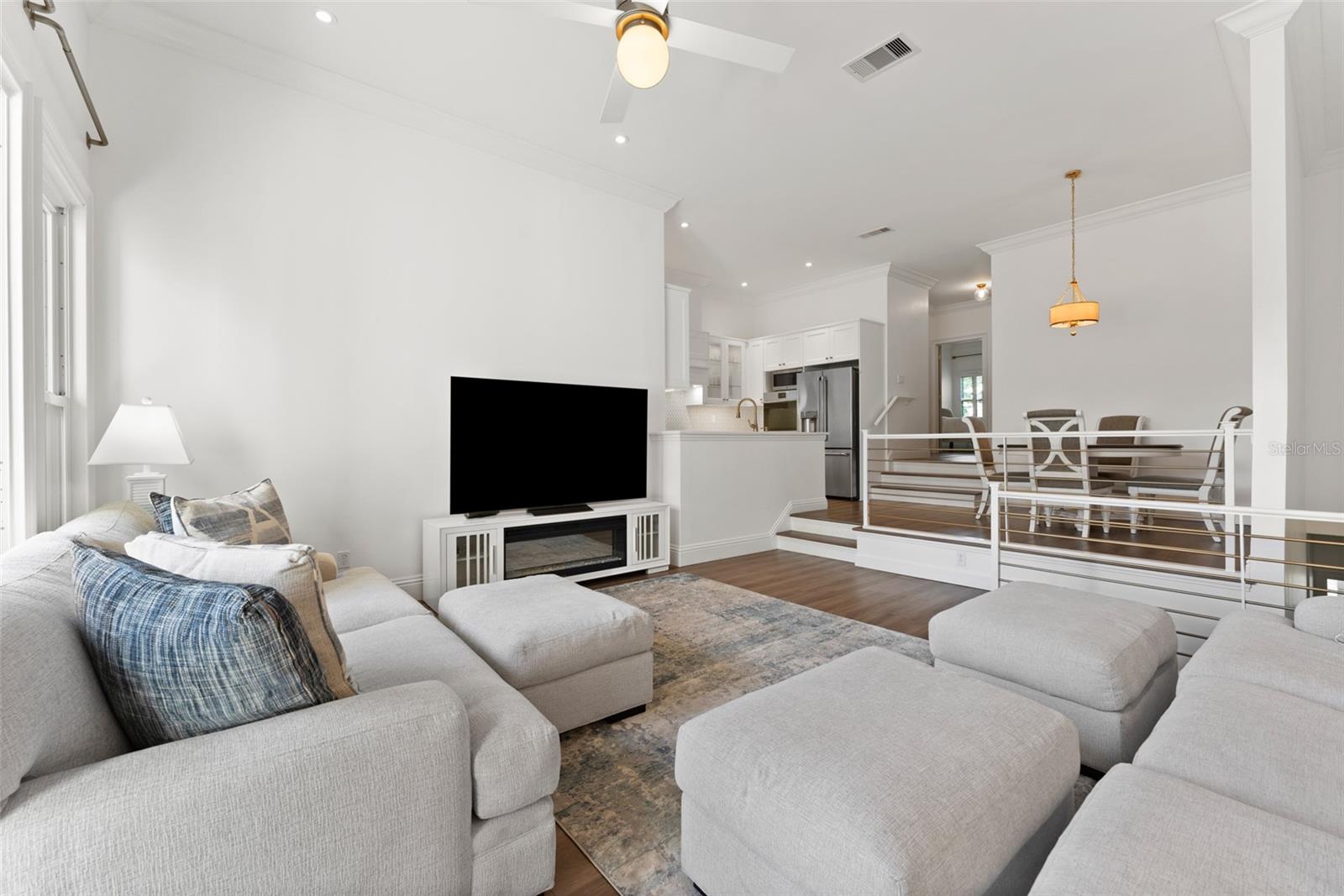 ISLAND PLACE A CONDO - Residential