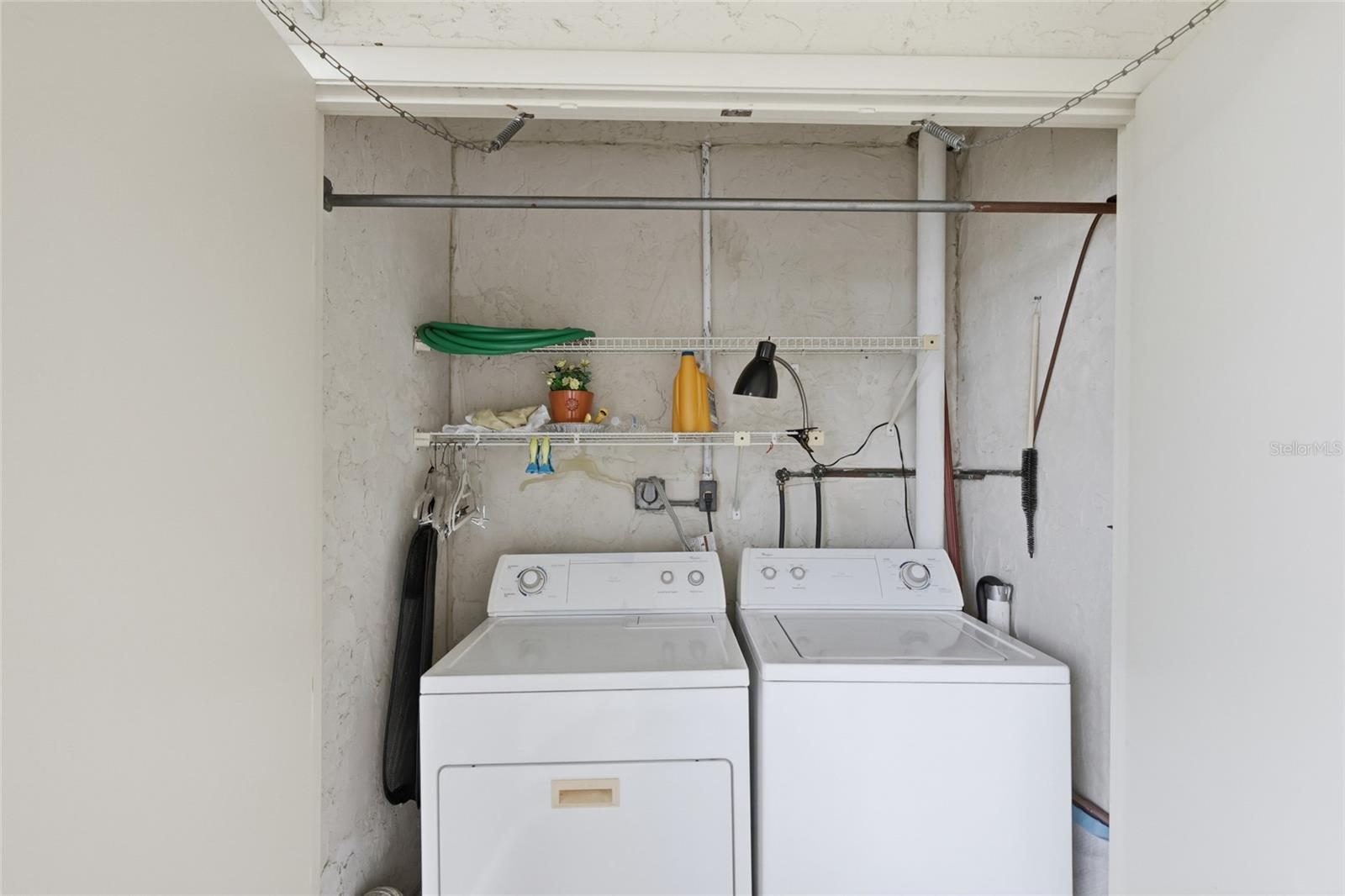 BAYSHORE ON THE LAKE APTS II SEC 1 - Residential