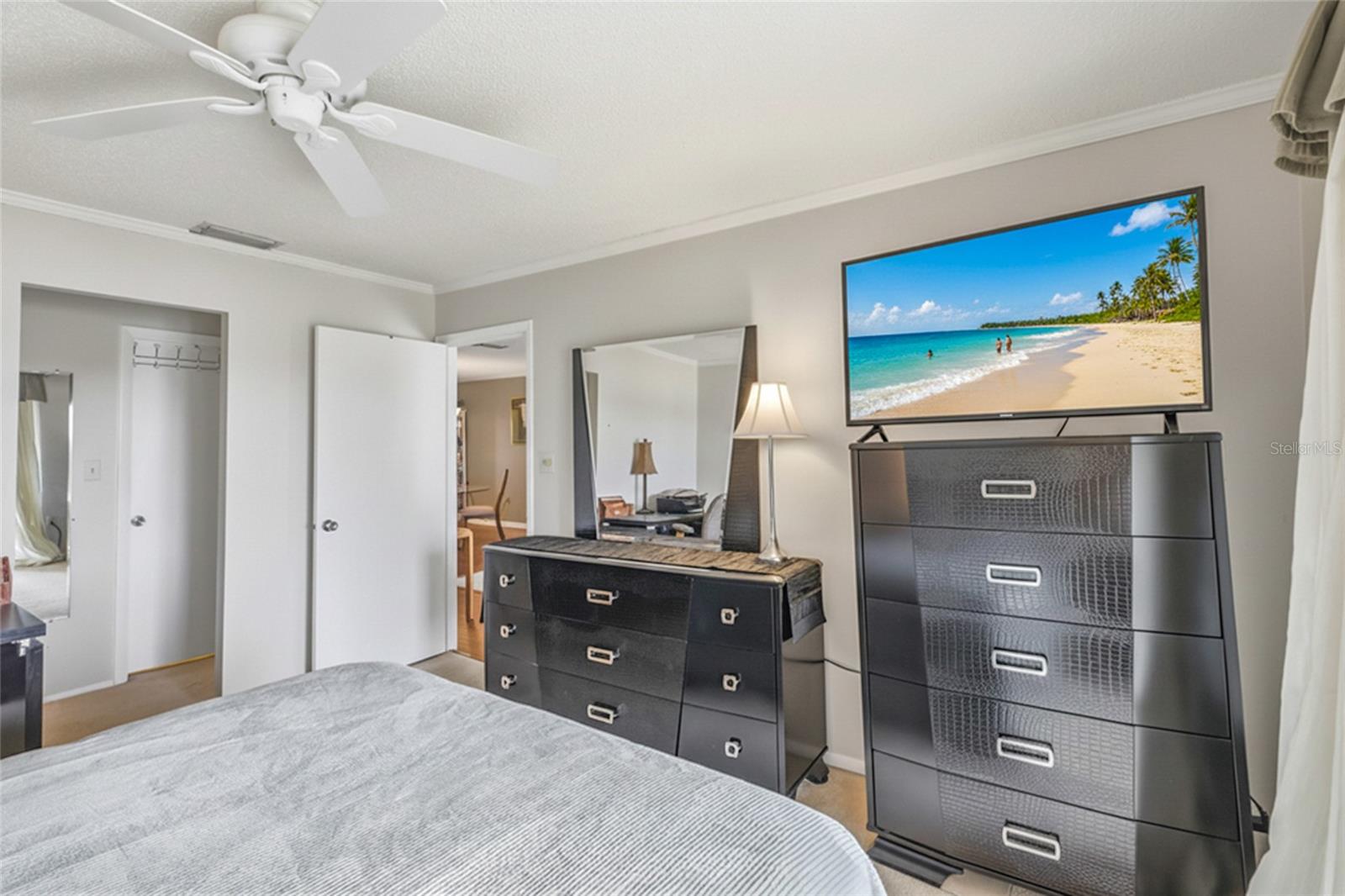 BAYSHORE ON THE LAKE APTS II SEC 1 - Residential