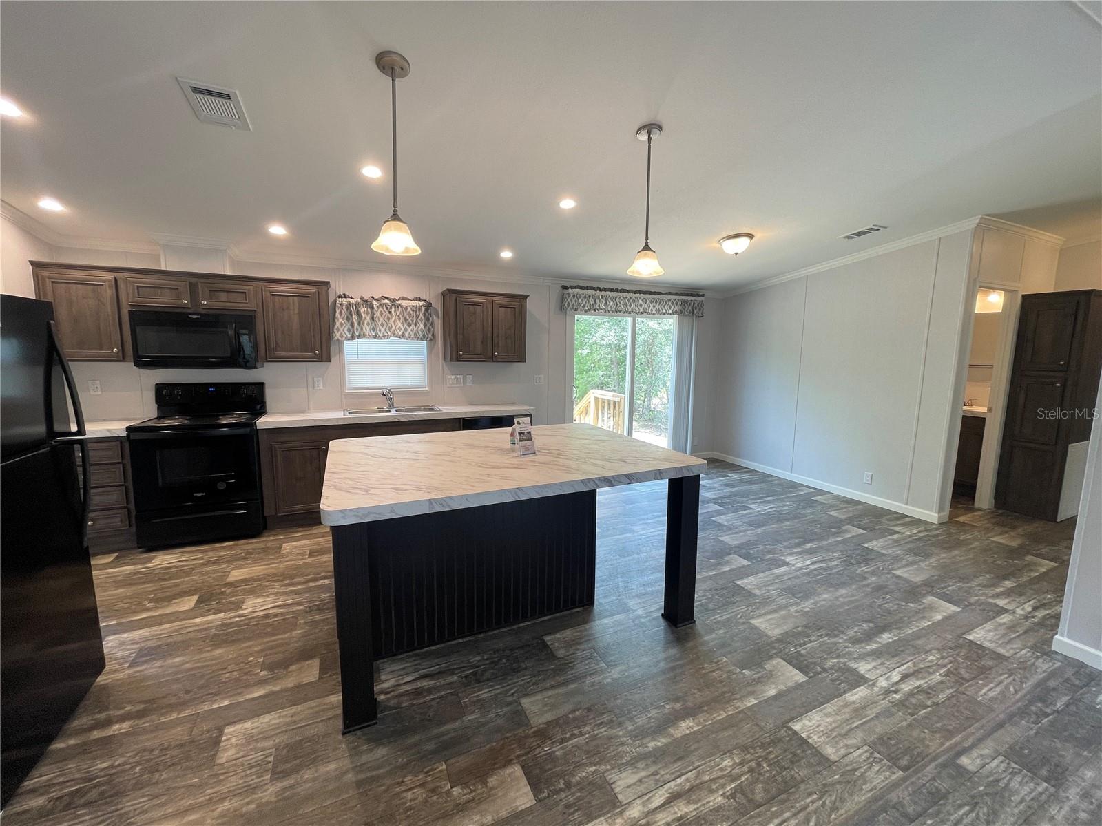 WESTWOOD ACRES SOUTH - Residential