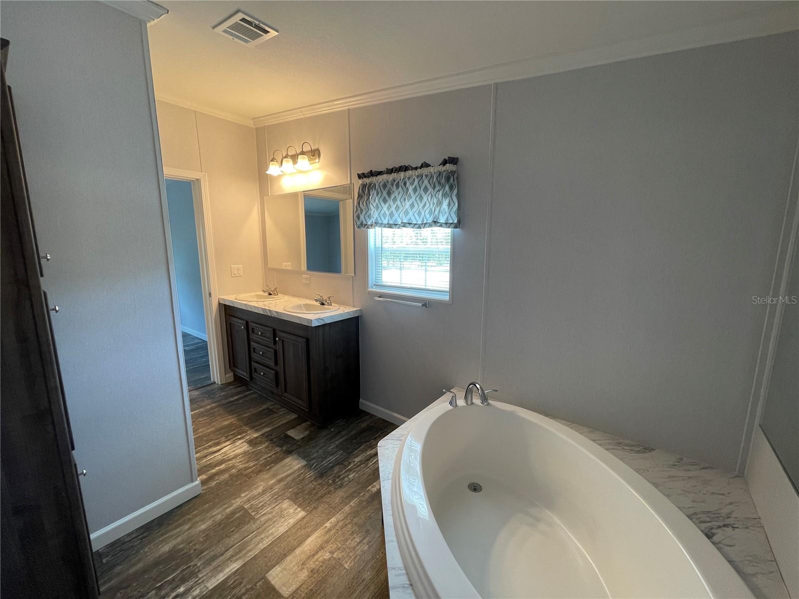 WESTWOOD ACRES SOUTH - Residential