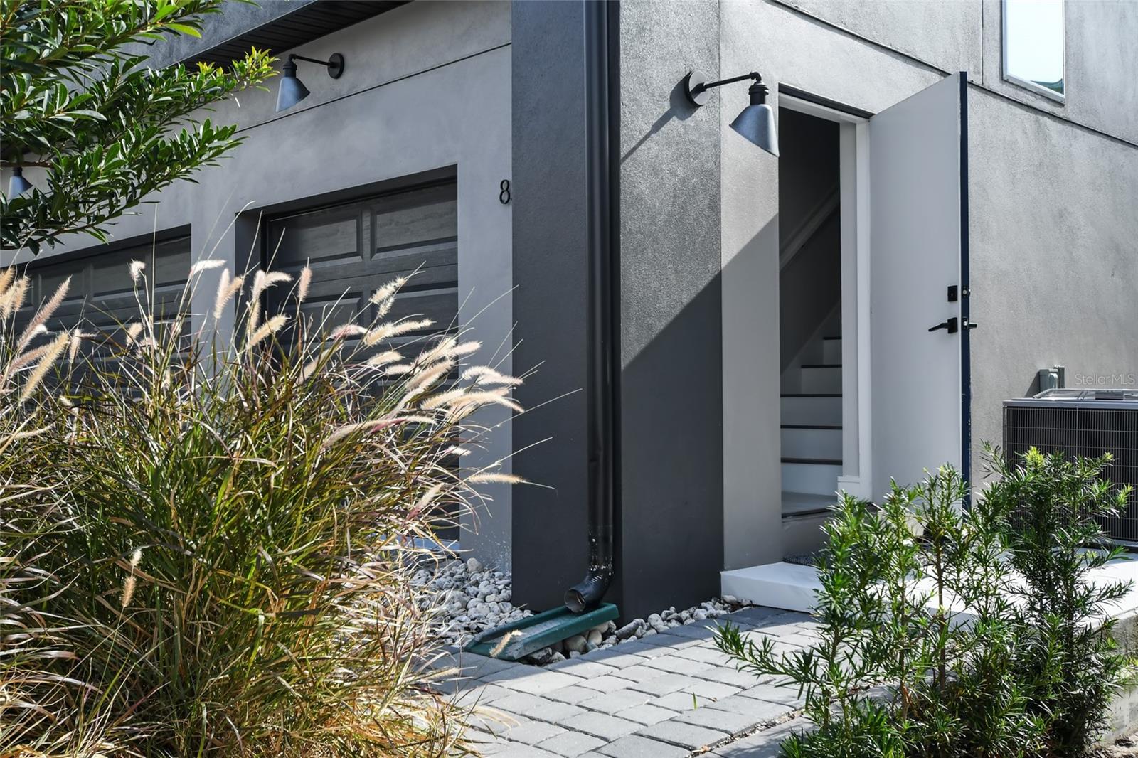 LAUREATE PARK NBRHD CENTER PH 1 - Residential Lease