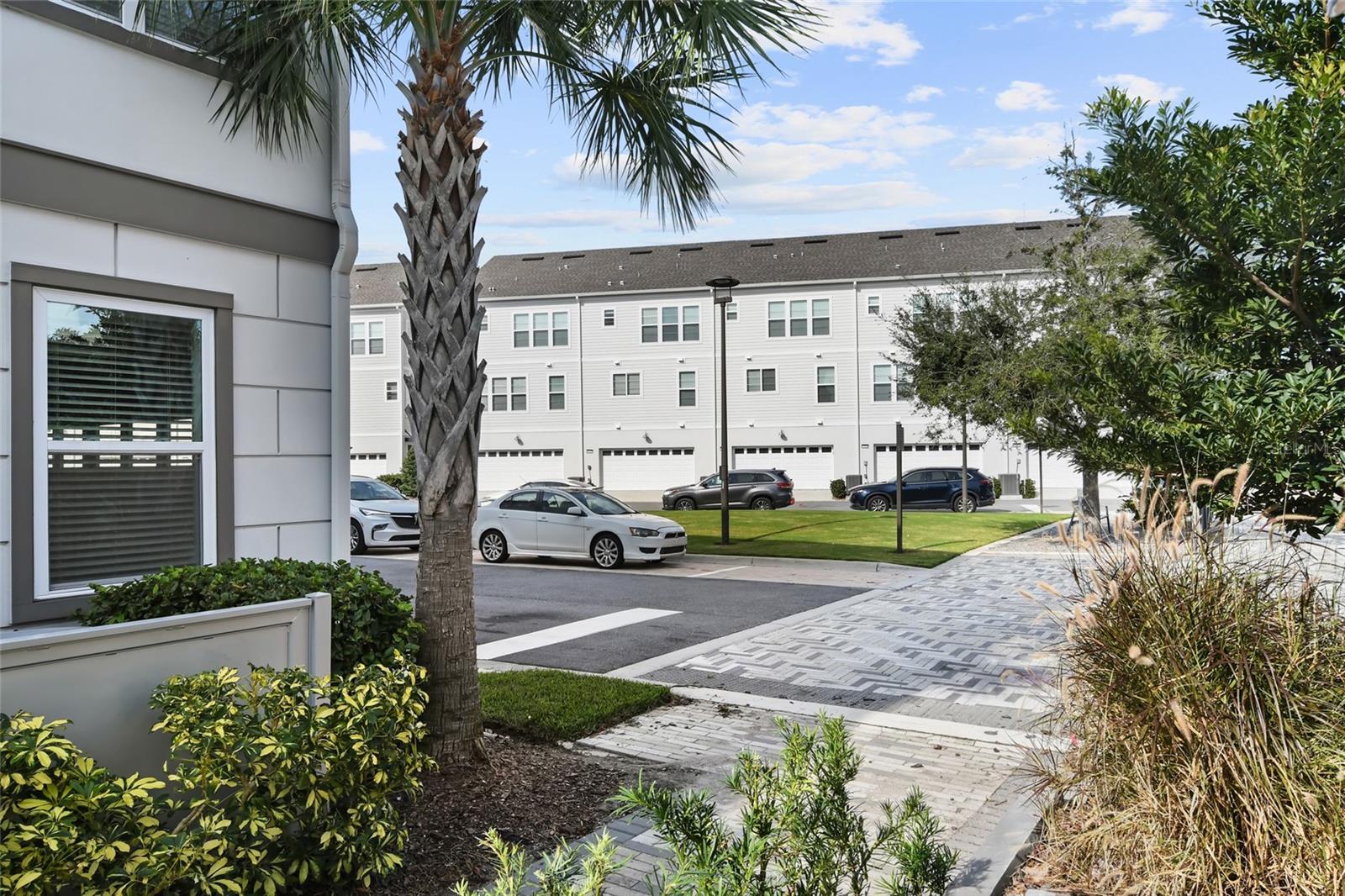 LAUREATE PARK NBRHD CENTER PH 1 - Residential Lease