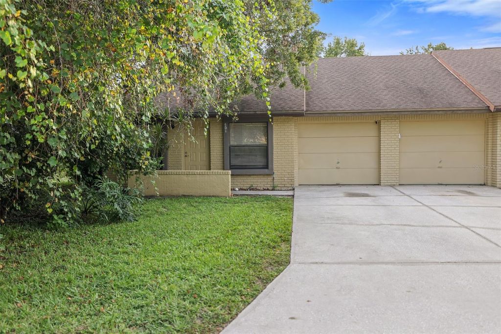 Photo of 501 E Curlew Place #501, Tarpon Springs, FL 34689 (MLS # TB8420859)