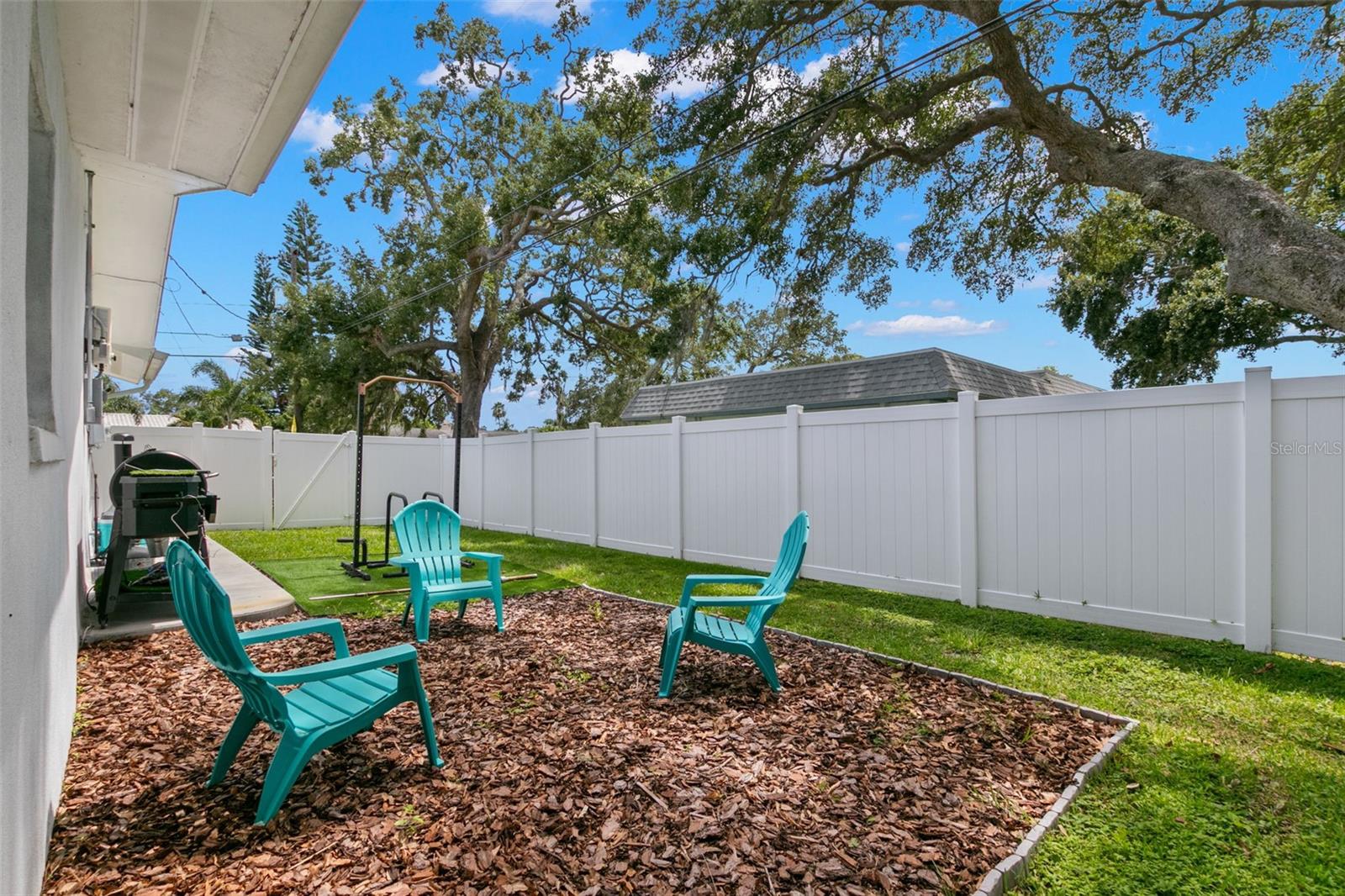 SUNSET RIDGE - Residential Lease