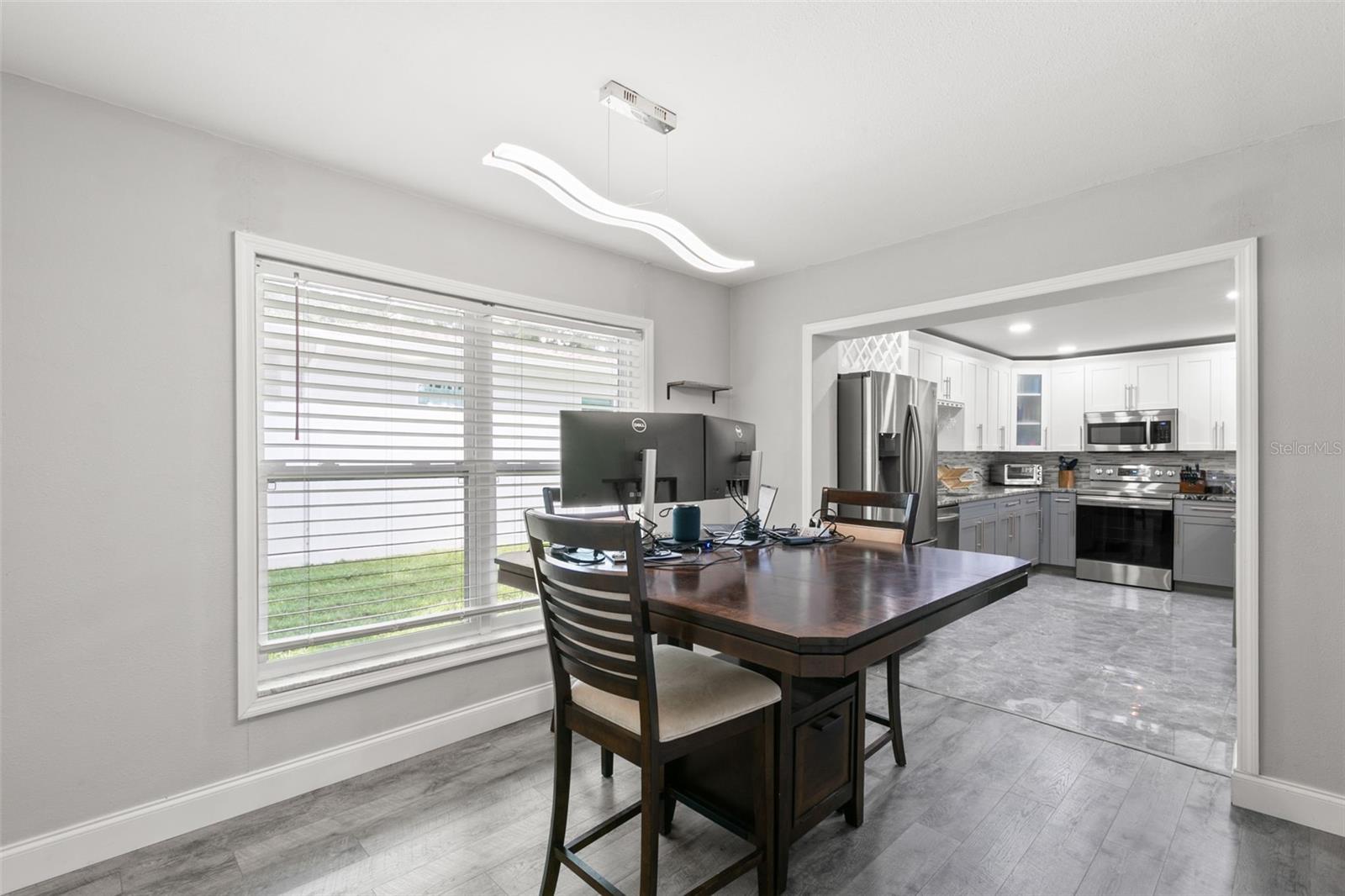 SUNSET RIDGE - Residential Lease