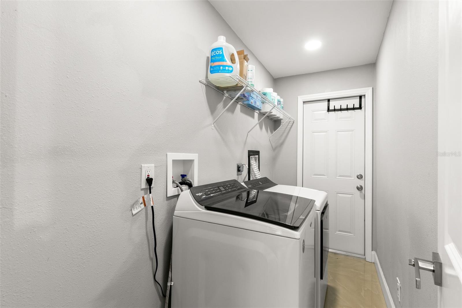 SUNSET RIDGE - Residential Lease
