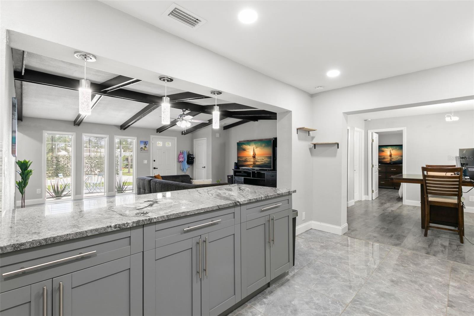 SUNSET RIDGE - Residential Lease
